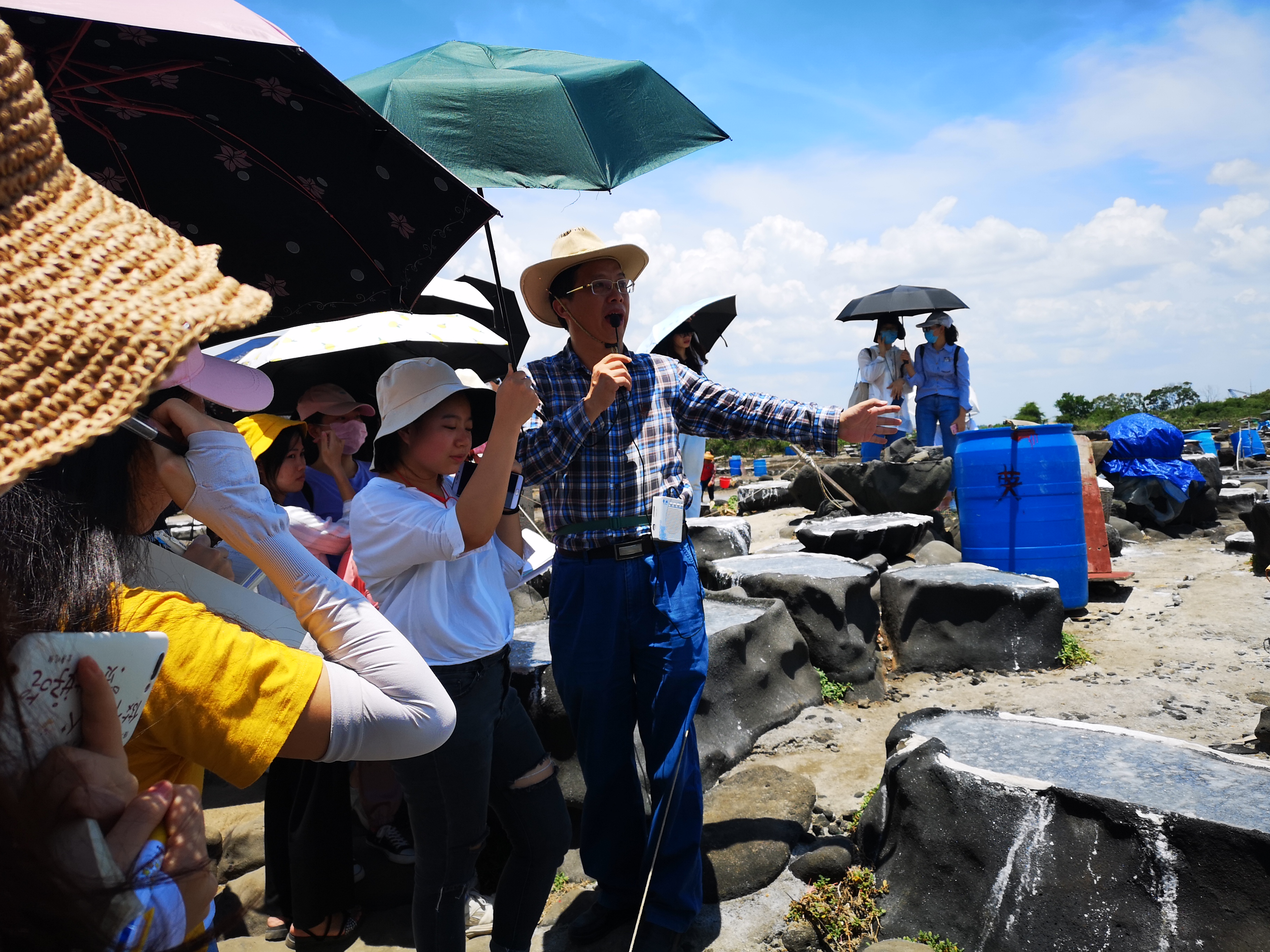 学院开展2016级地理科学专业环岛野外实习