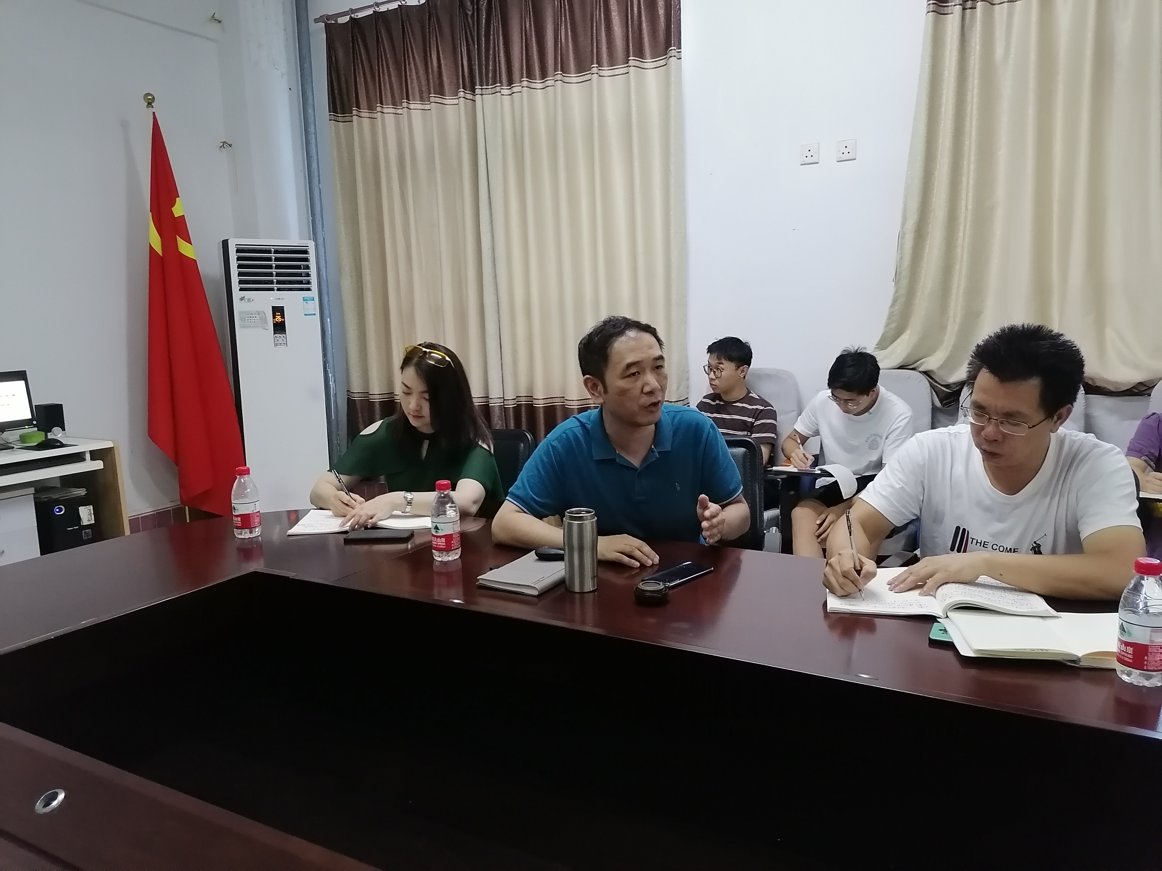 学院开展“学党史,知党情,跟党走” 专题党课学习