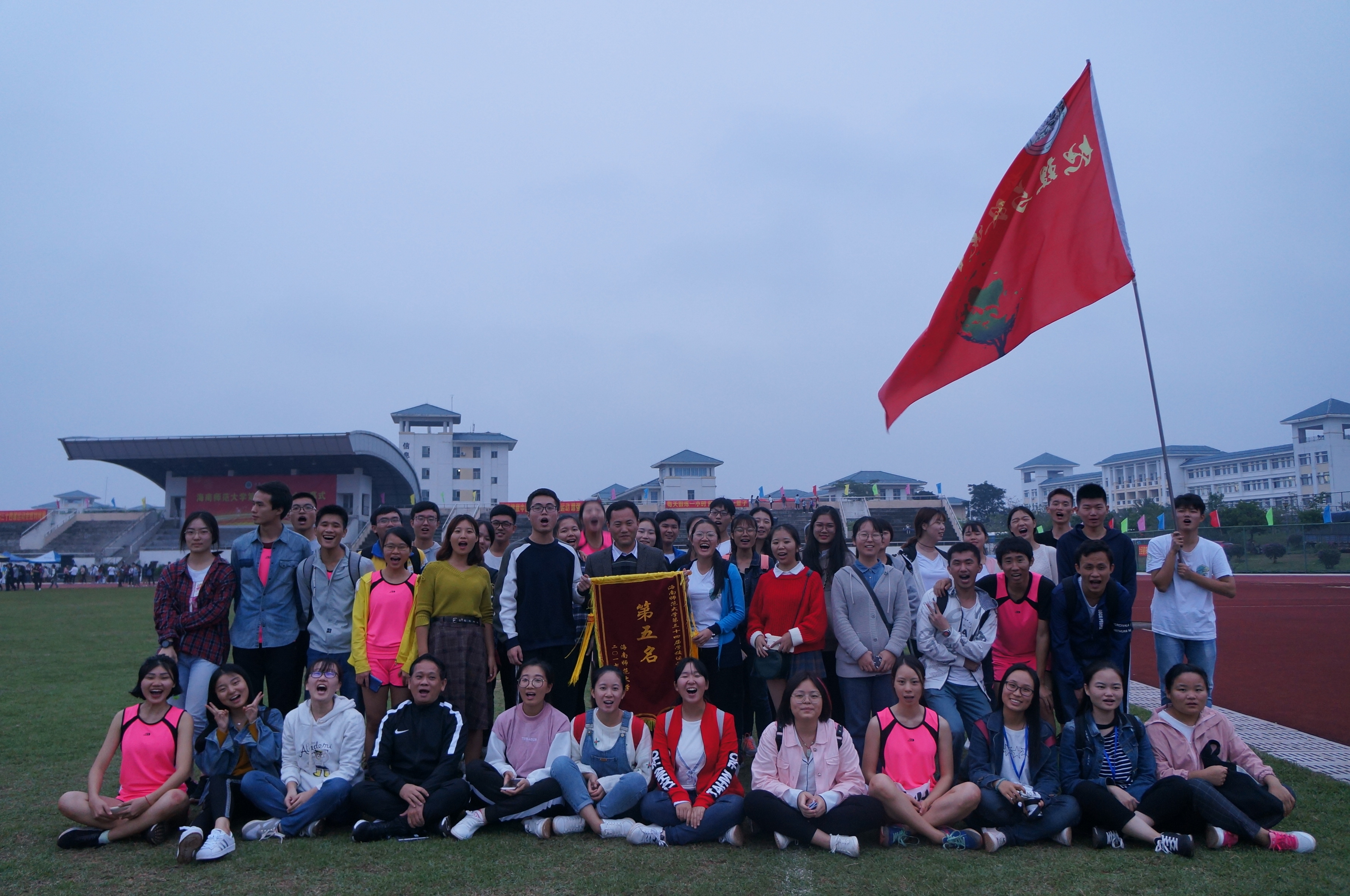 我院在校第34届校运会中喜获佳绩