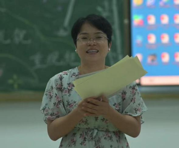 22级地化生4班“尊师重道”情景剧比赛