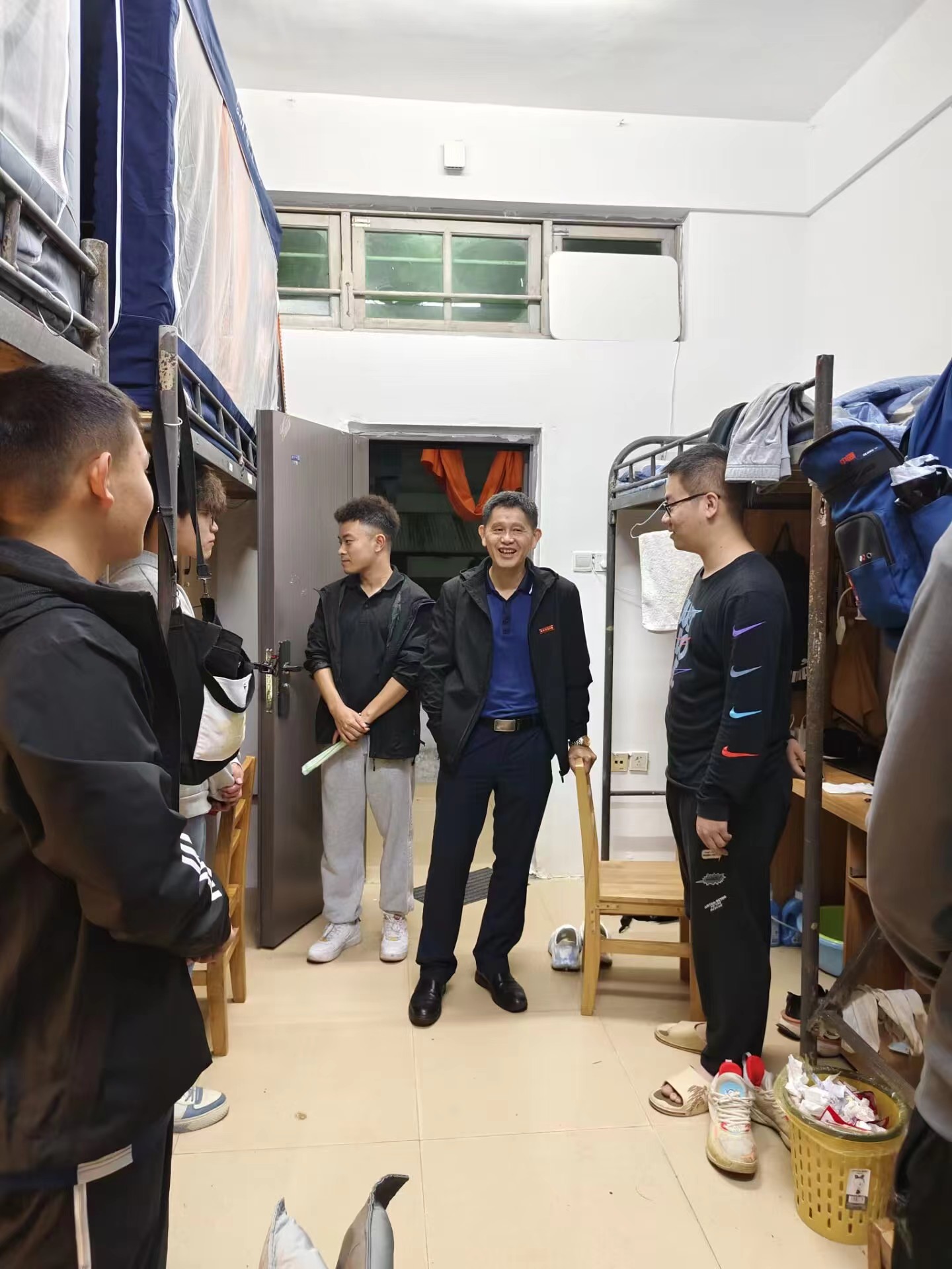 温暖入心 关怀入寝