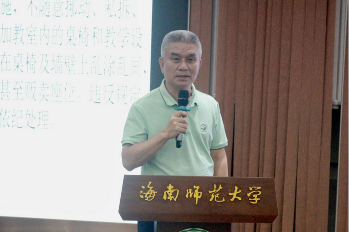 1732866597317460.png 大会现场.png