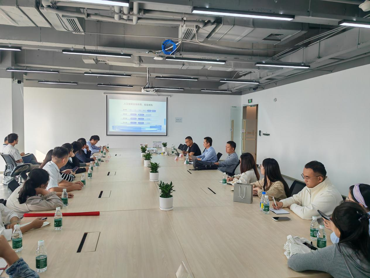 24级工商管理专硕班开展专业见习活动