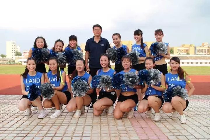 青春活力 舞动奇迹——记经济与管理学院在桂林洋校区啦啦操决赛获佳绩
