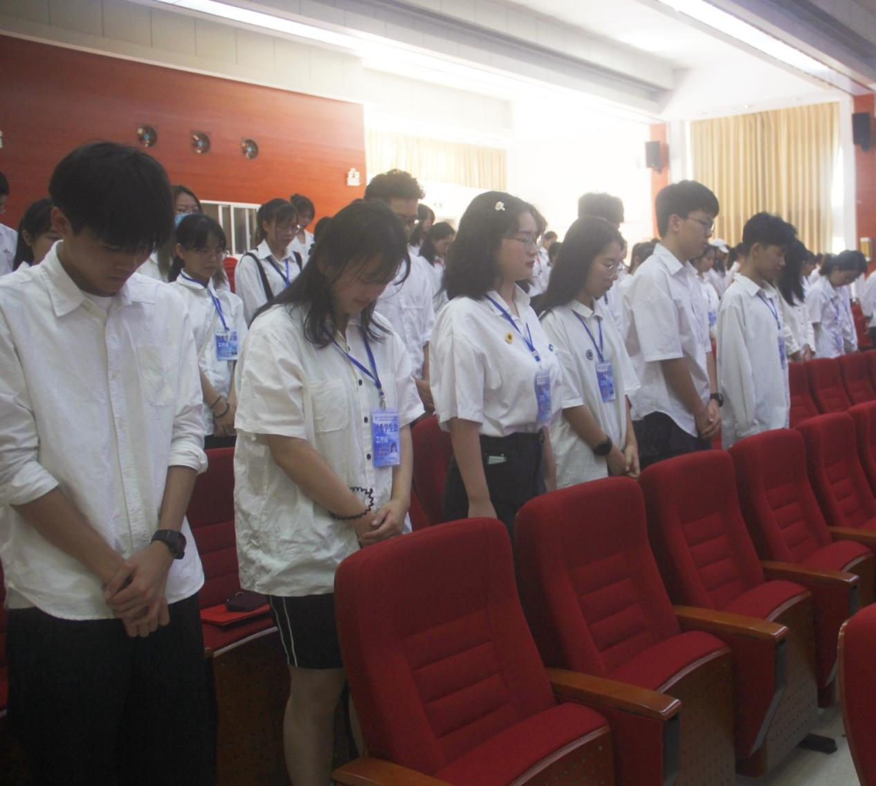 青年之声・记文学院开展悼念袁隆平院士和吴孟超院士活动