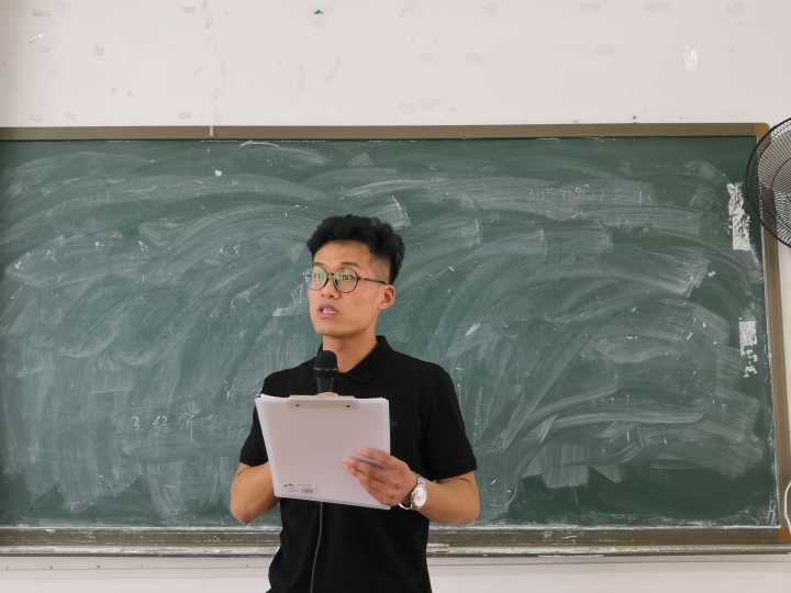 记文学院创新创业实践周系列讲座之“如何成为一名中学历史老师”