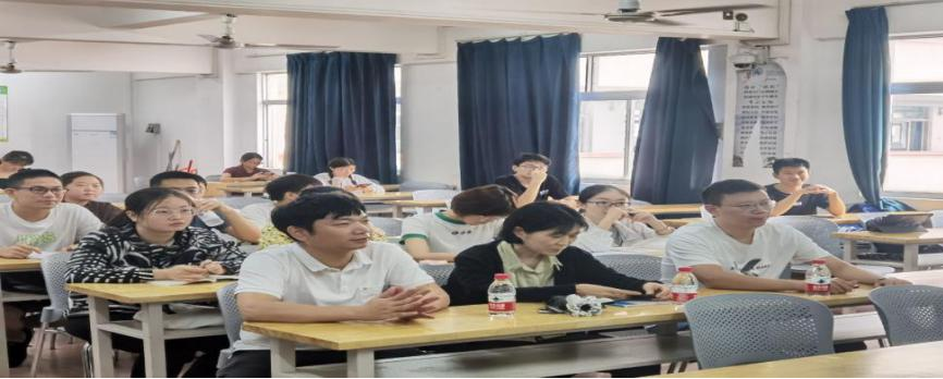 历史文化学院研究生开展“学习百年党史”系列读书活动