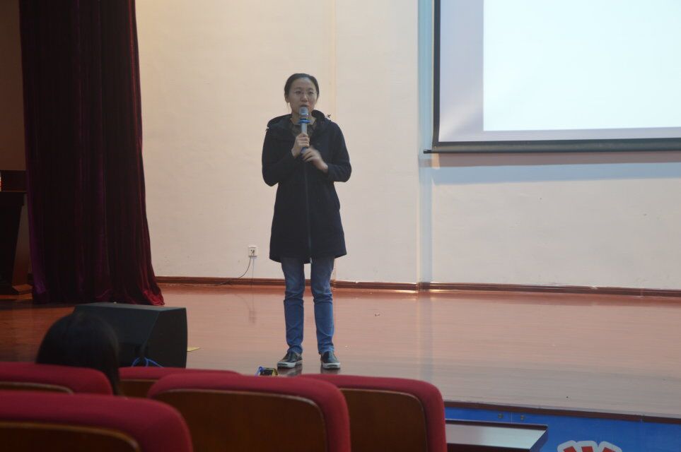 青年之声・教育与心理学院举行2018届毕业生就业工作会议