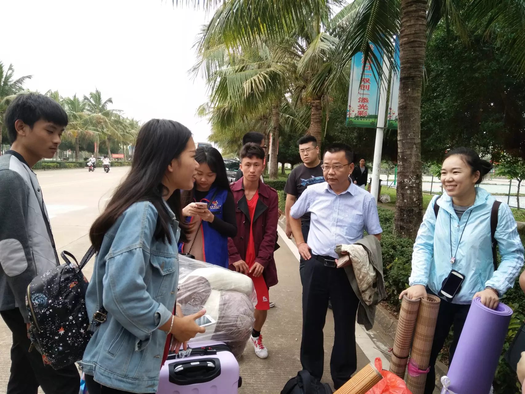 青年之声• 马克思主义学院之大四顶岗支教学子返校