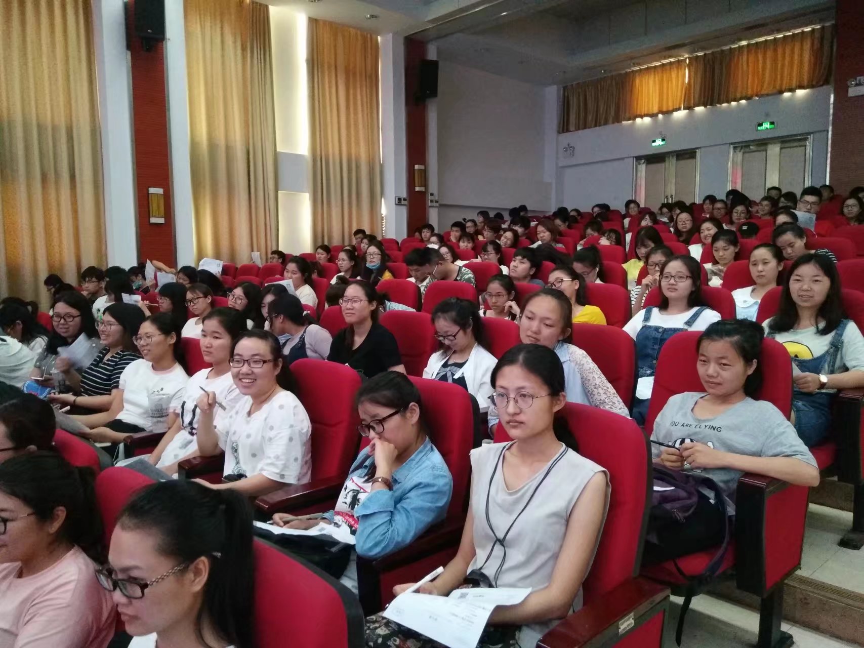 青年之声・记马克思主义学院简历指导培训讲座