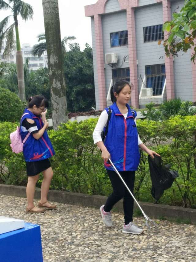 青年之声・爱心暖夕阳，走进疗养院――记物理与电子工程学院慰问省干部疗养院事件