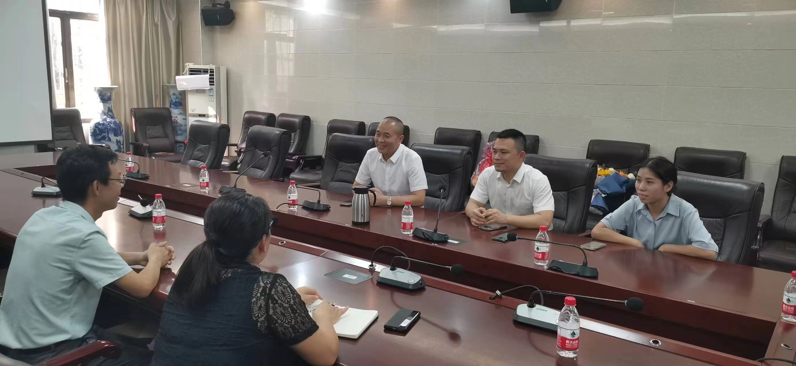 省科学技术协会来我校调研慰问