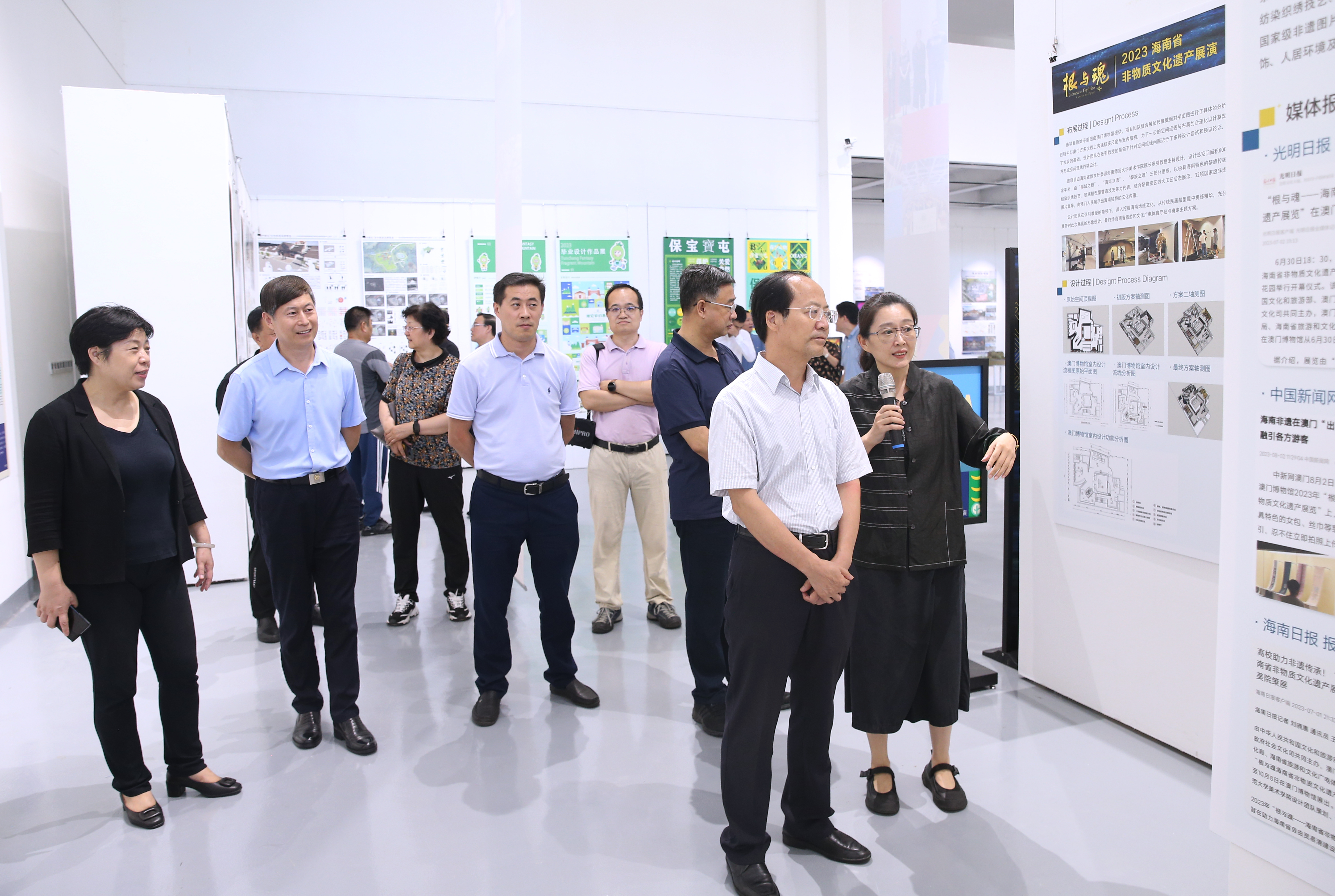 山西省政协副主席李青山一行到我校调研