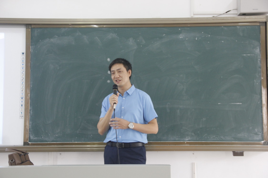 文学院“天涯人文：弘扬中华优秀传统文化”系列讲座之“海南语言资源的多样