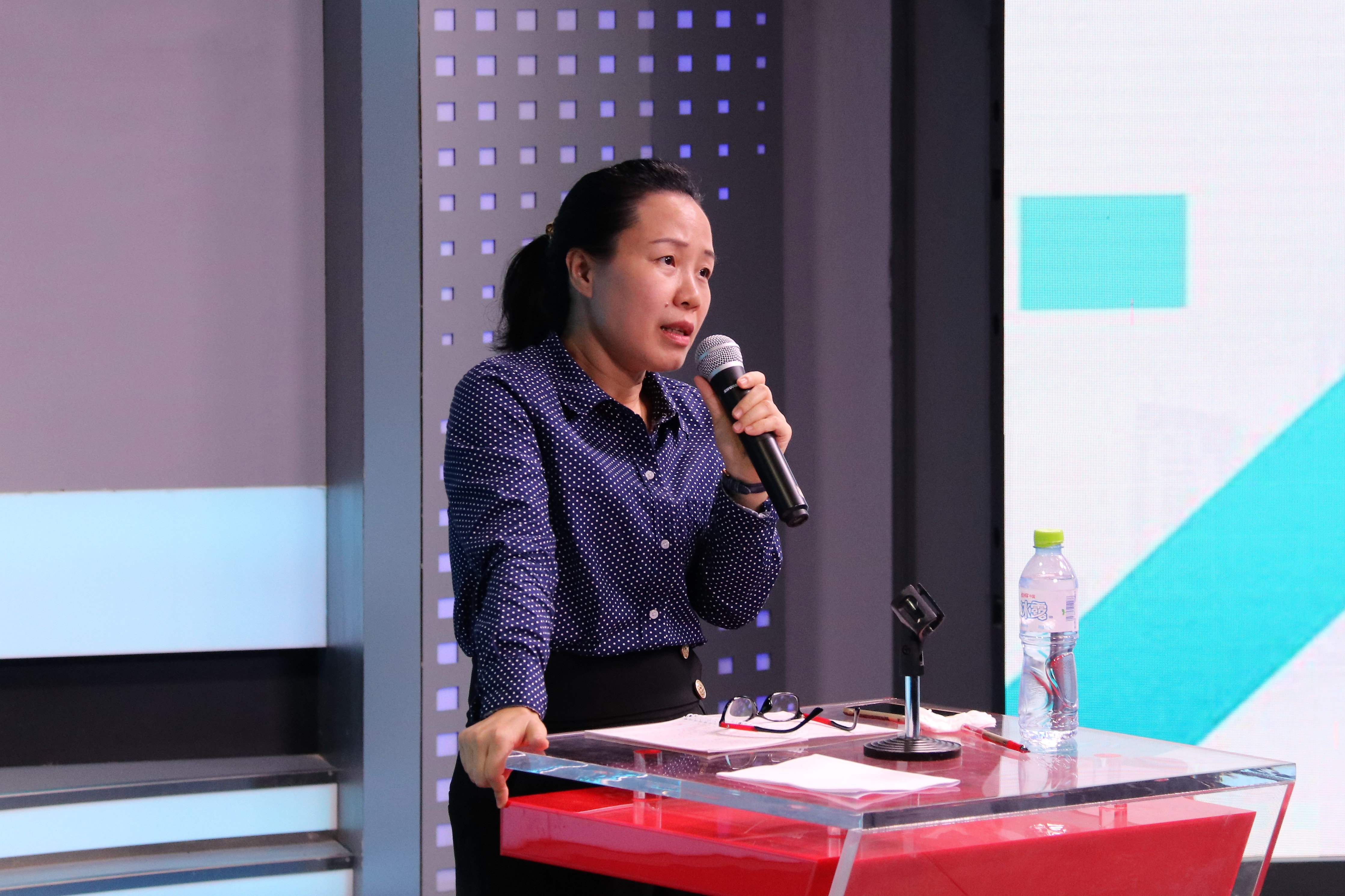 新闻传播与影视学院开展大学生如何提升媒介素养讲座