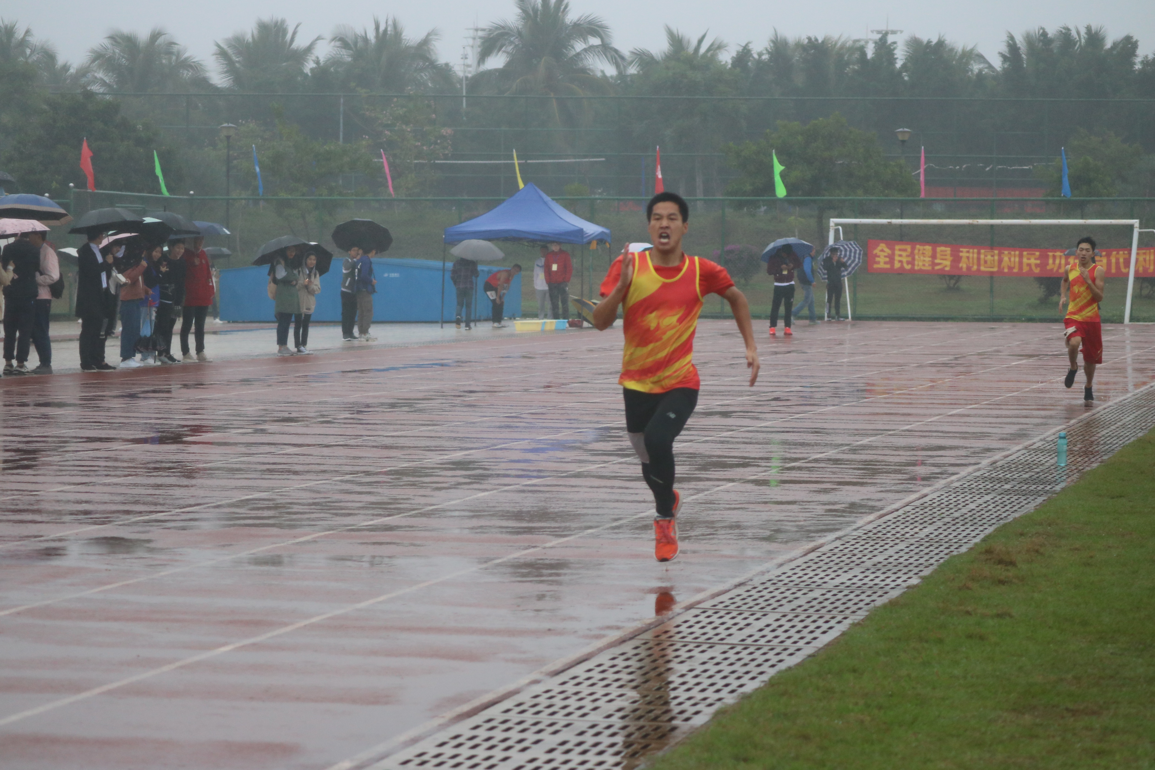 青年之声-经济与管理学院运动会喜获七连冠佳绩