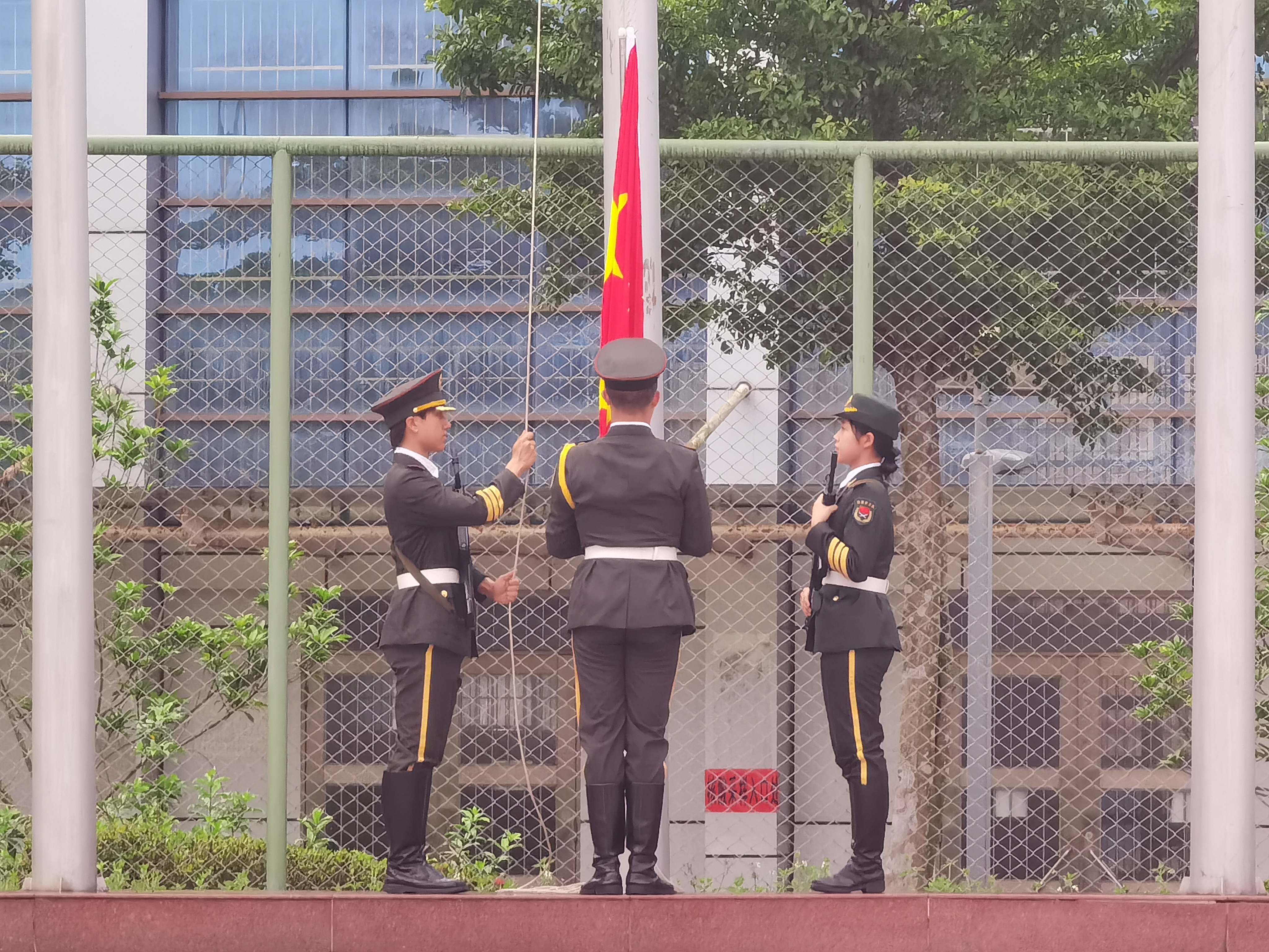 经济与管理学院举行 “国旗下的讲话”专题活动暨党史学习教育