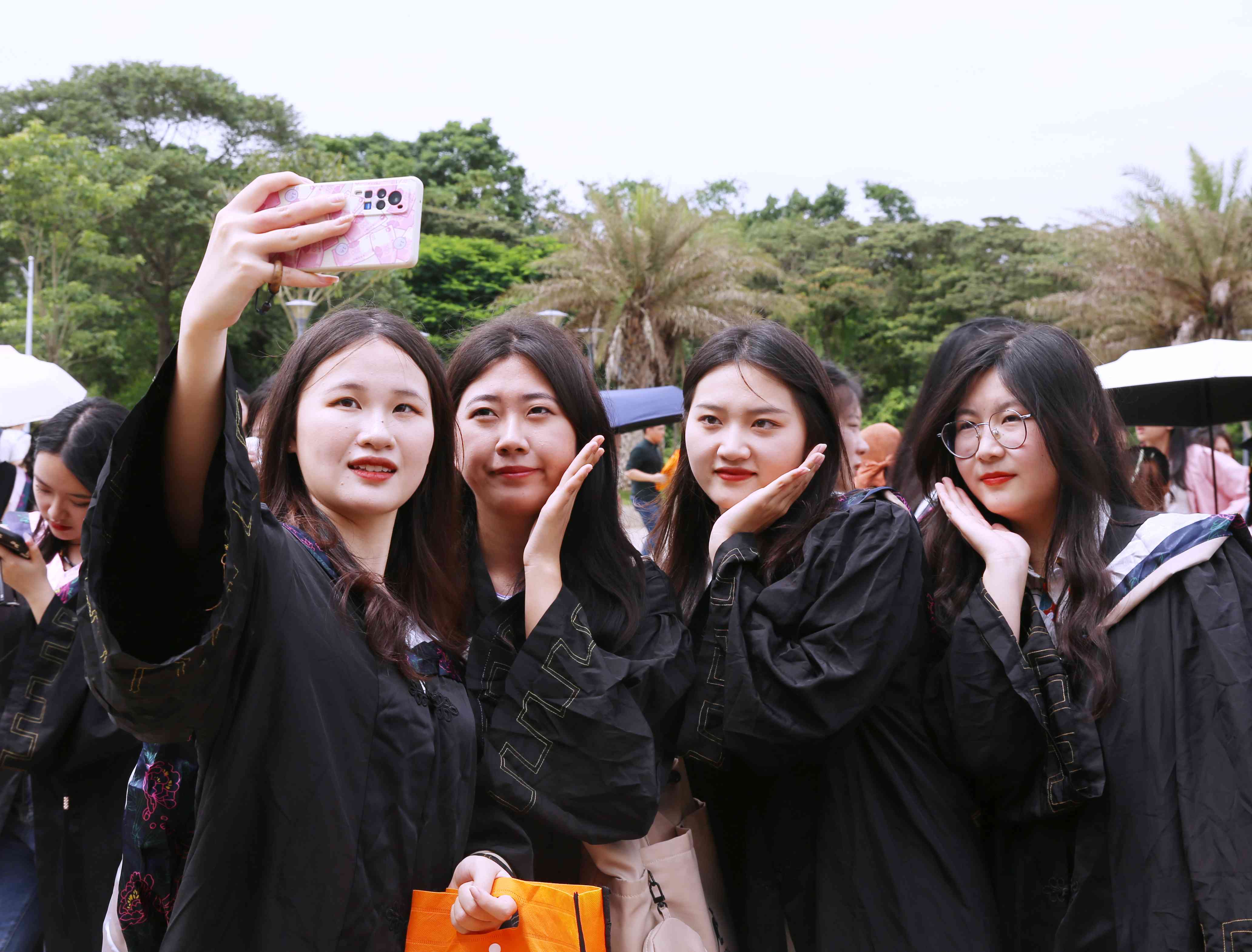 青春正当时  奋斗再扬帆――星空游戏官方举行2023届本科生毕业典礼暨学士学位授予仪式