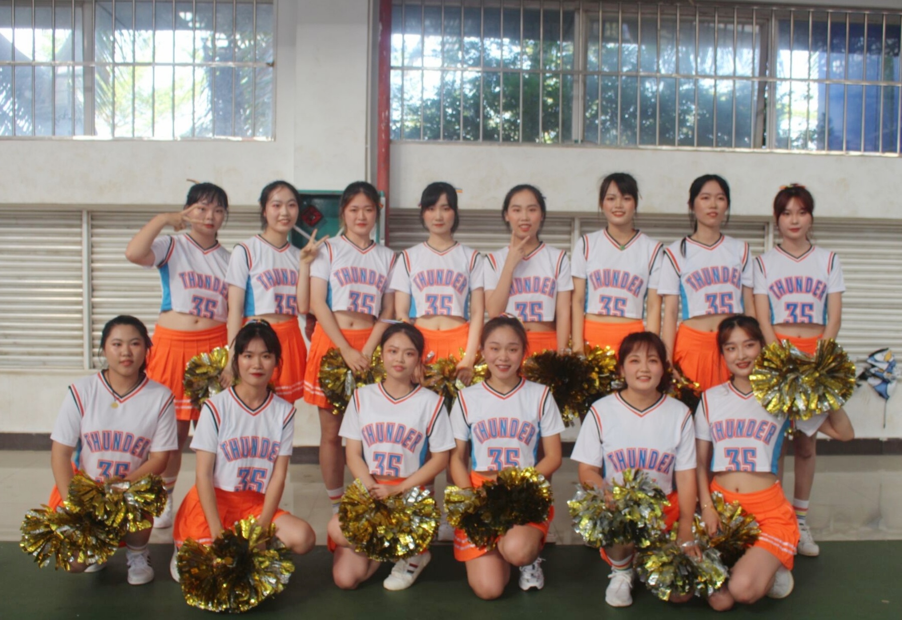 青年之声・记星空游戏官方第三十七届运动会啦啦操竞赛之历史文化学院选手风采