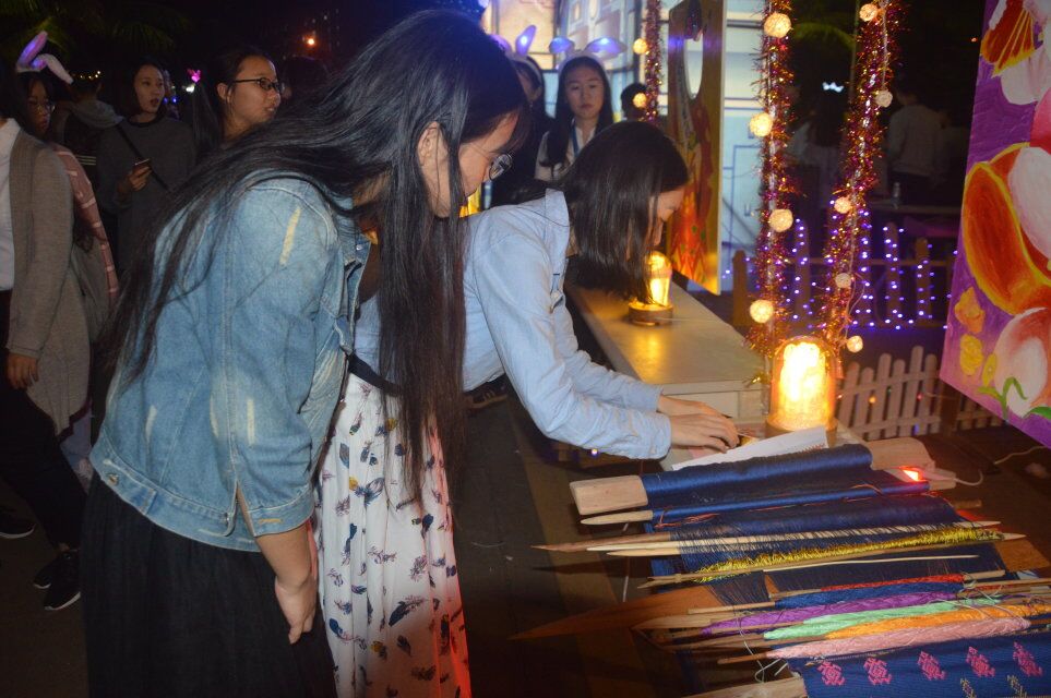 青年之声�q教育与心理学院举办元旦游园活动