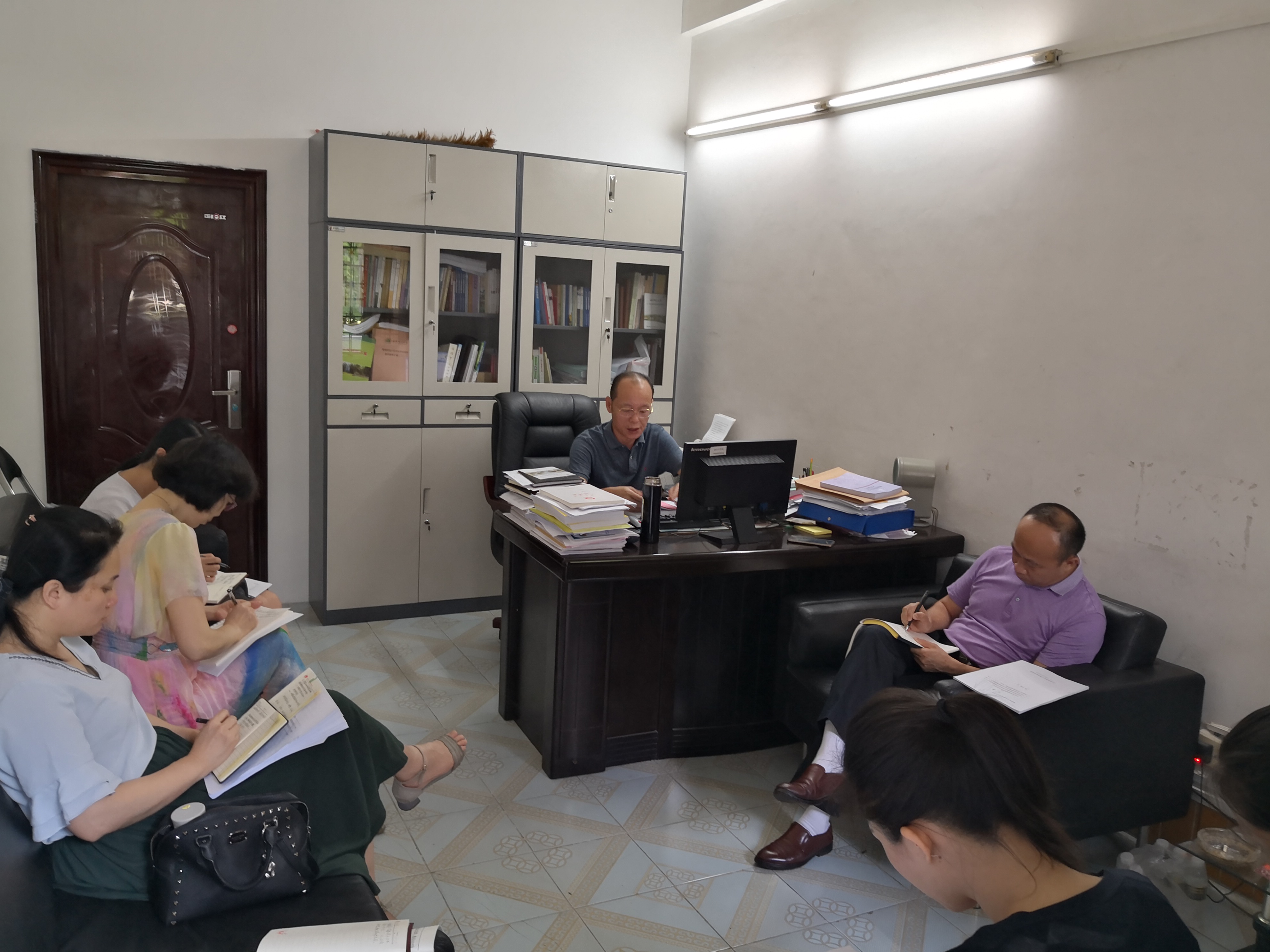 机关党委第五支部支委扩大会