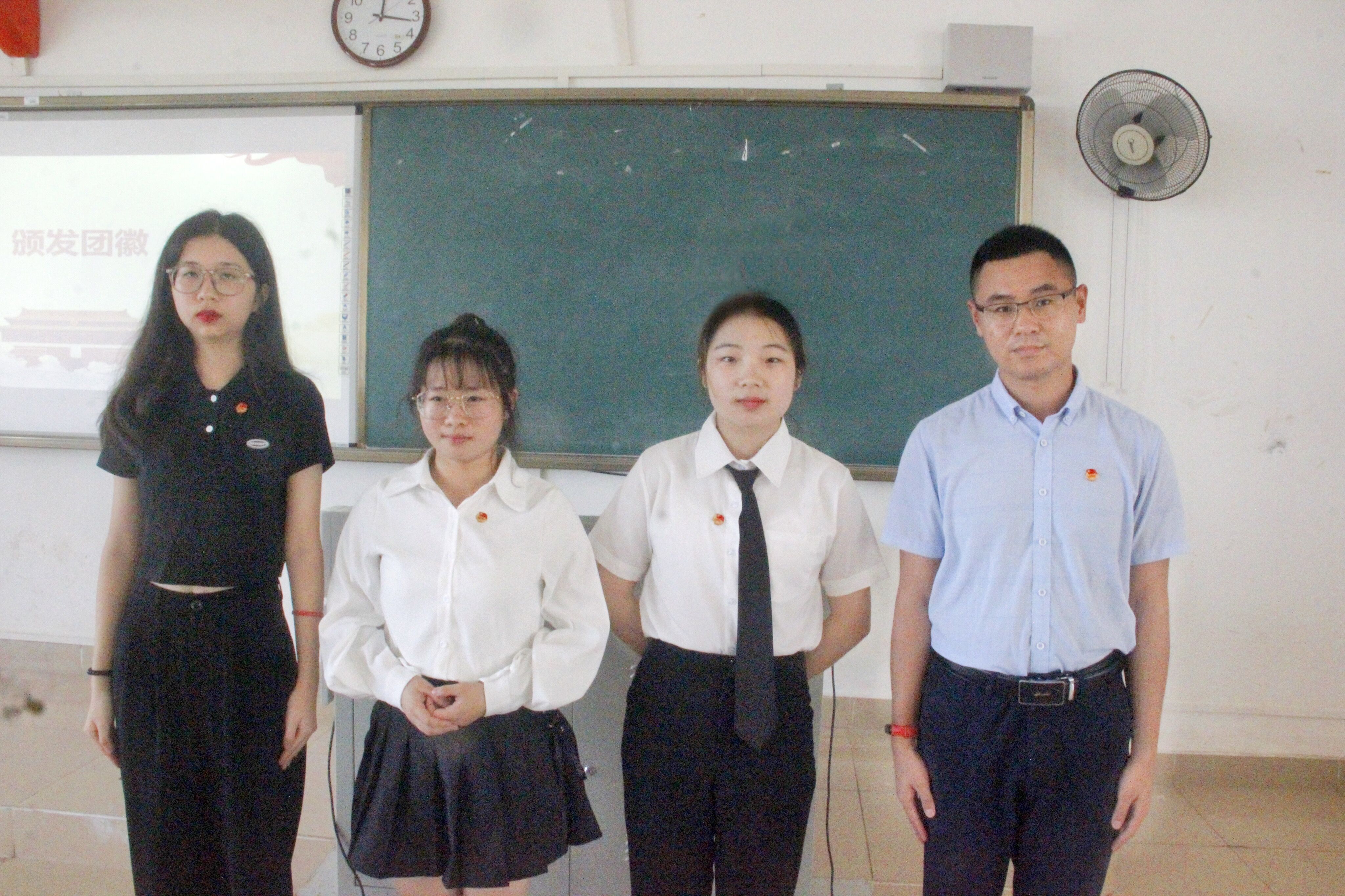 青年之声・记文学院2020―2021学年第二学期团课暨入团仪式