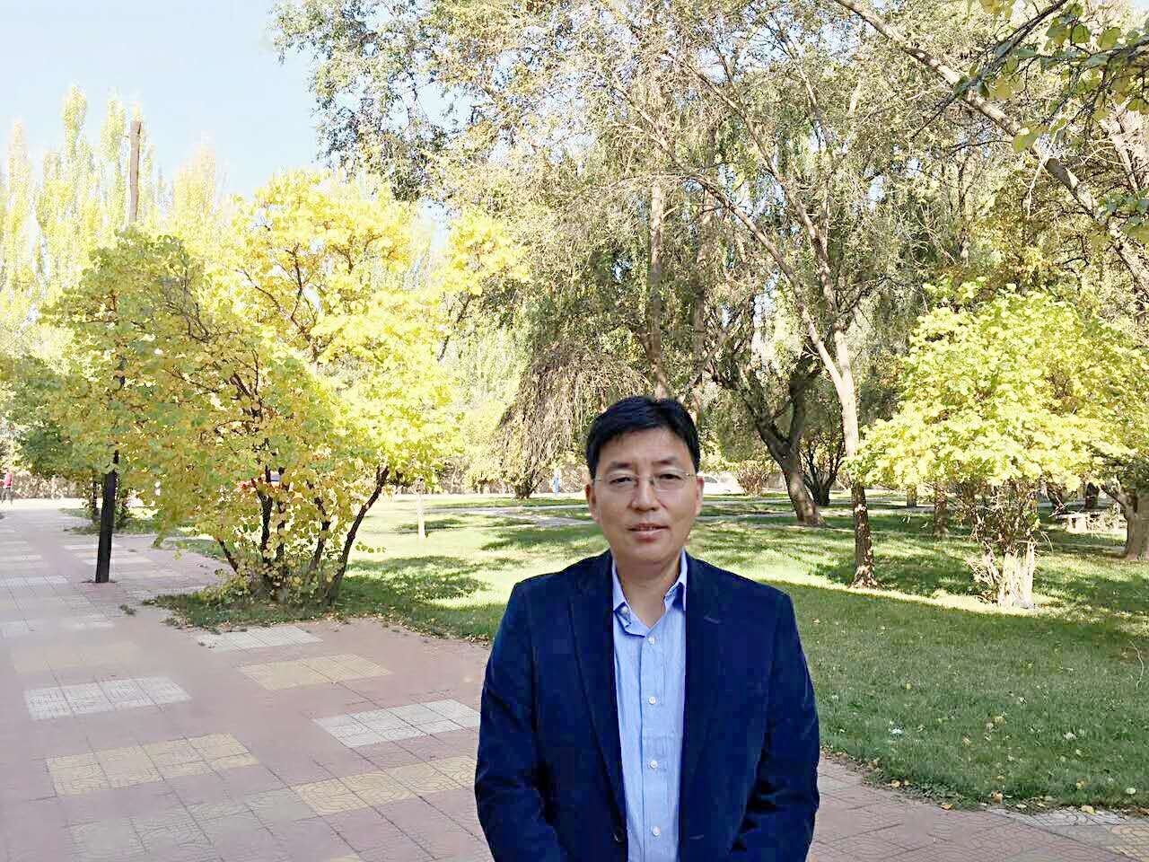 甘生统教授简介