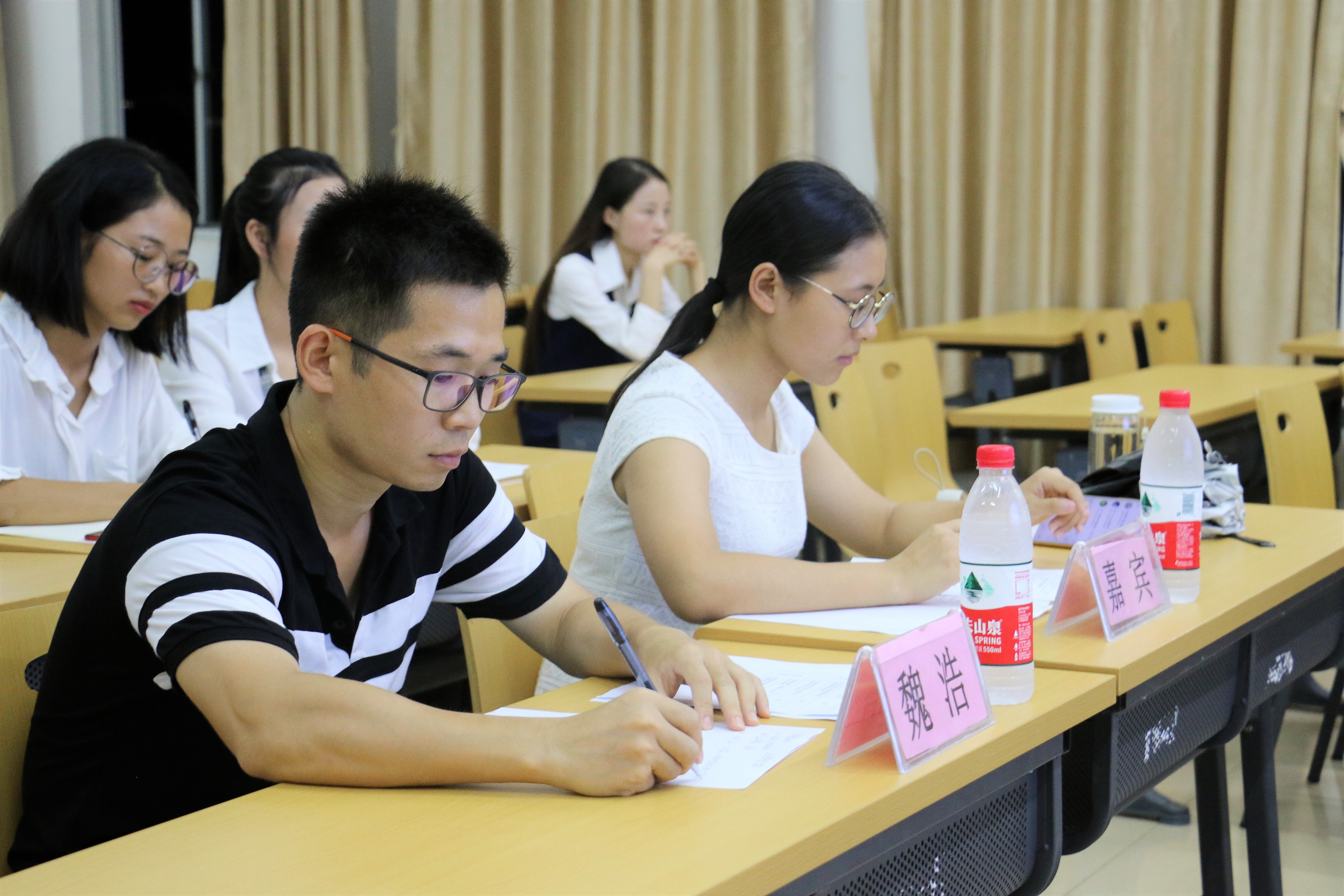 今我成长 共沐阳光――记新闻传播与影视学院教师技能大赛之班主任工作技能比赛