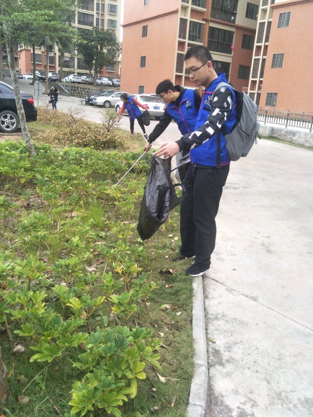 青年之声・志愿奉献，快乐收获――记物理与电子工程学院省干部疗养院志愿服务活动