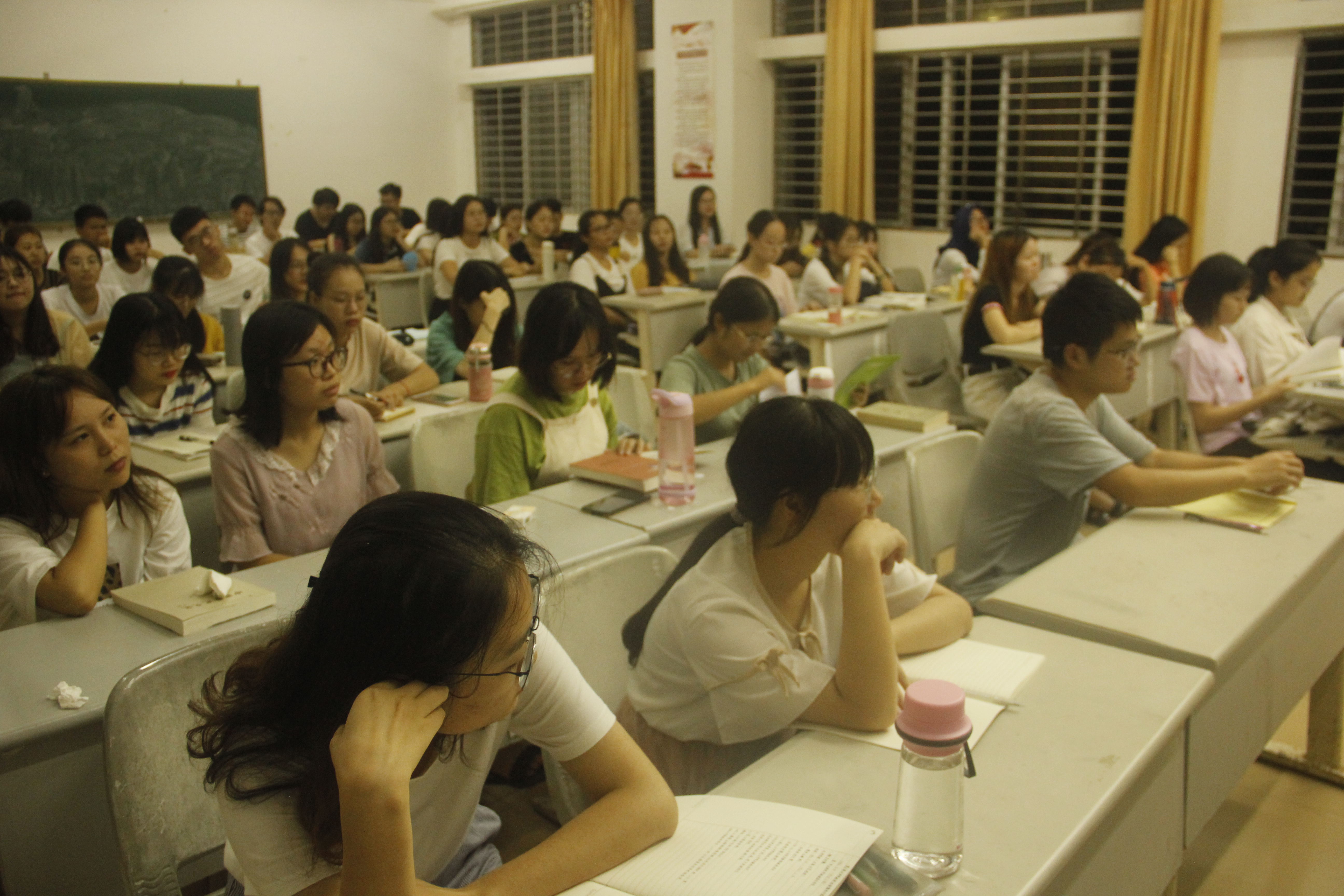 记星空游戏官方榕树讲座之“近代殖民主义下海南与台湾的农业关系研究”