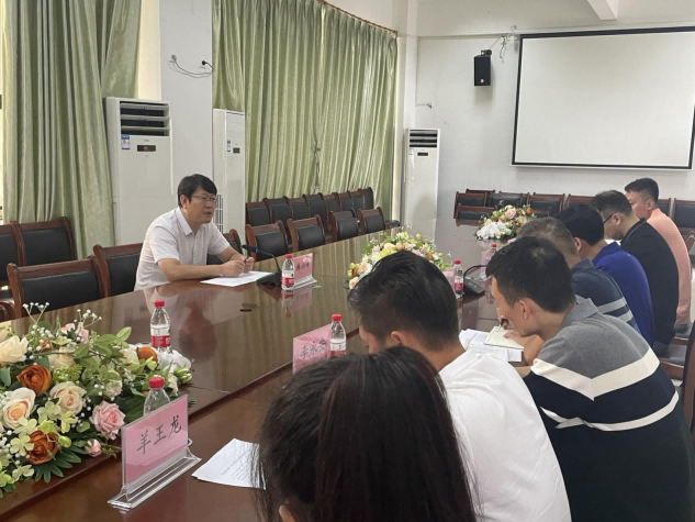 校领导到体育学院调研指导第一届学生（青年）运动会备战情况