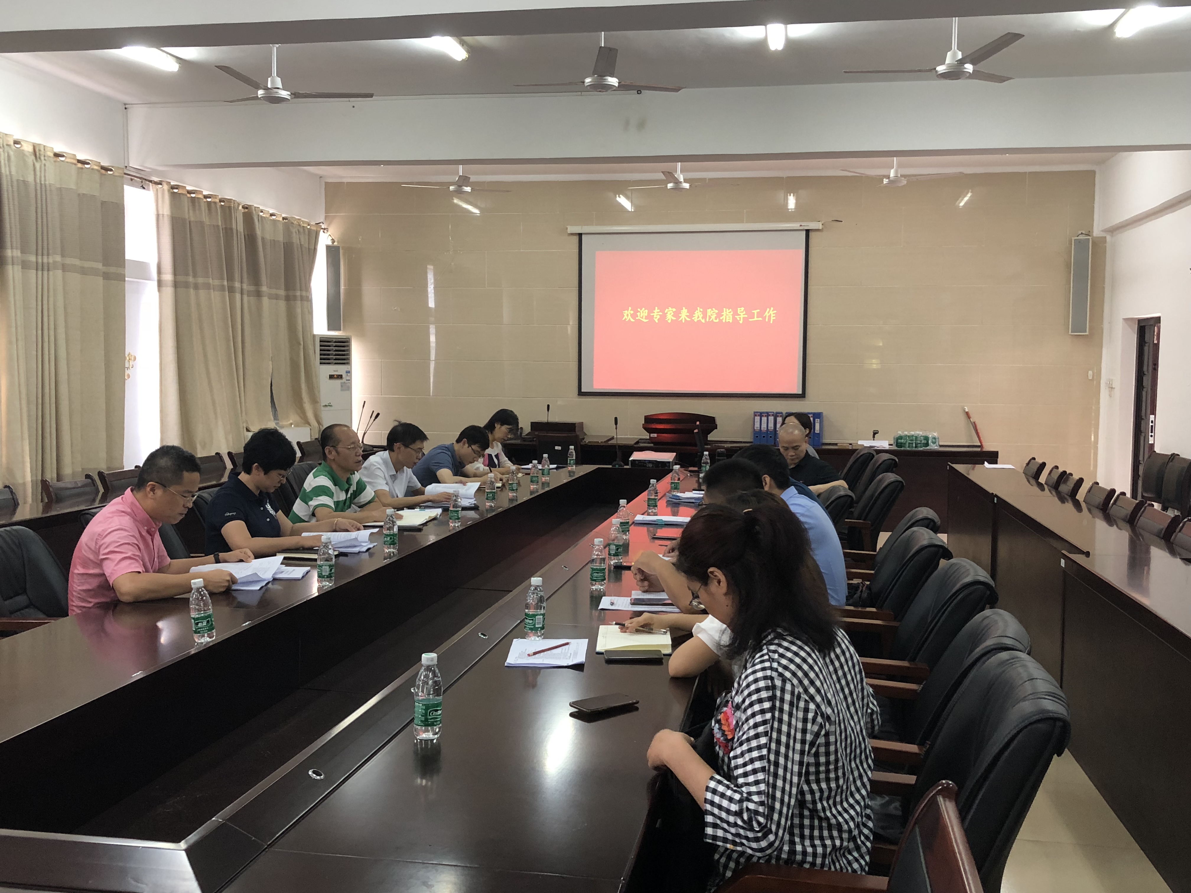 教务处赴文学院、生科院开展师范类专业认证调研