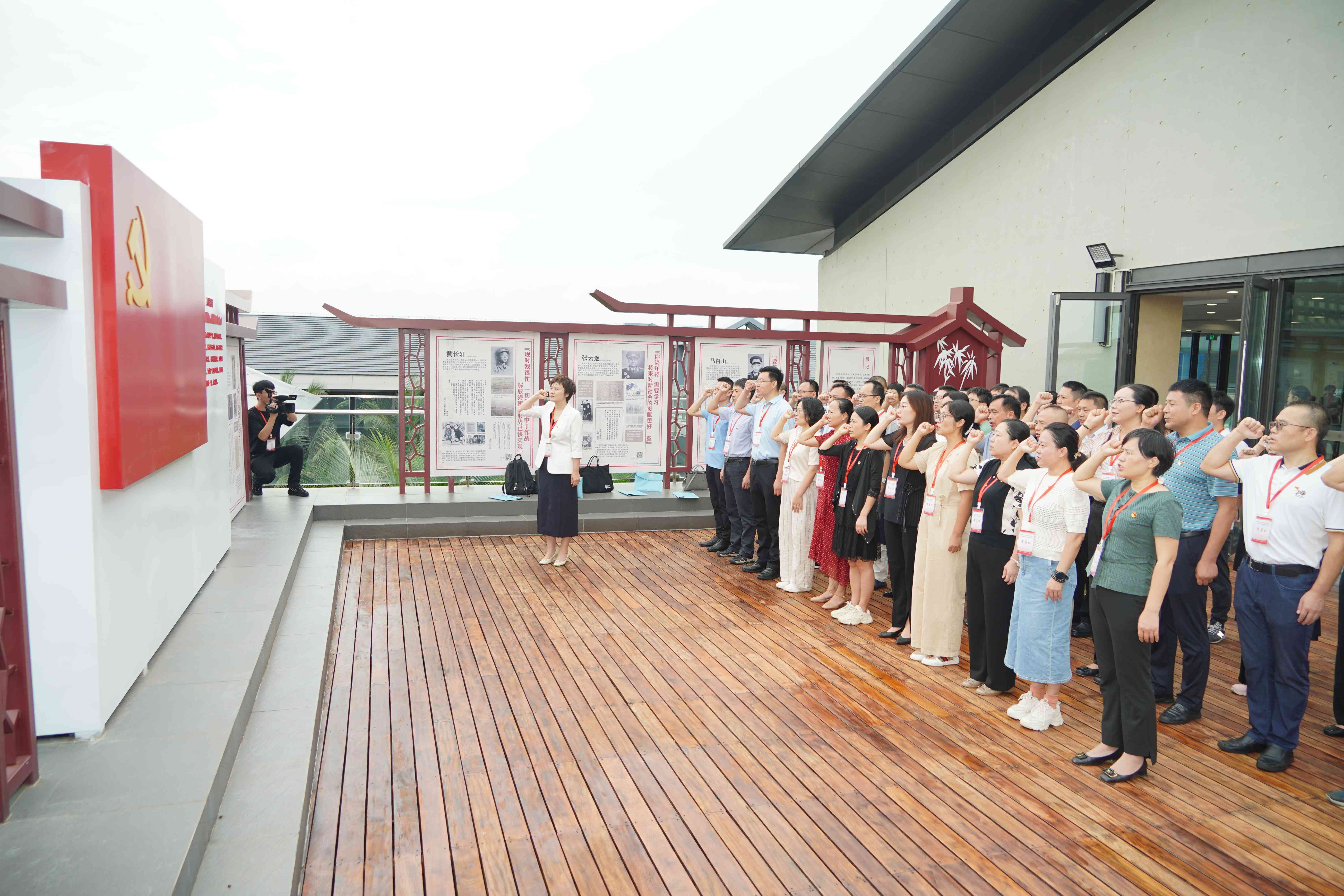 我校举办“学史铸魂・明纪正风・务实担当”新任职中层干部培训班