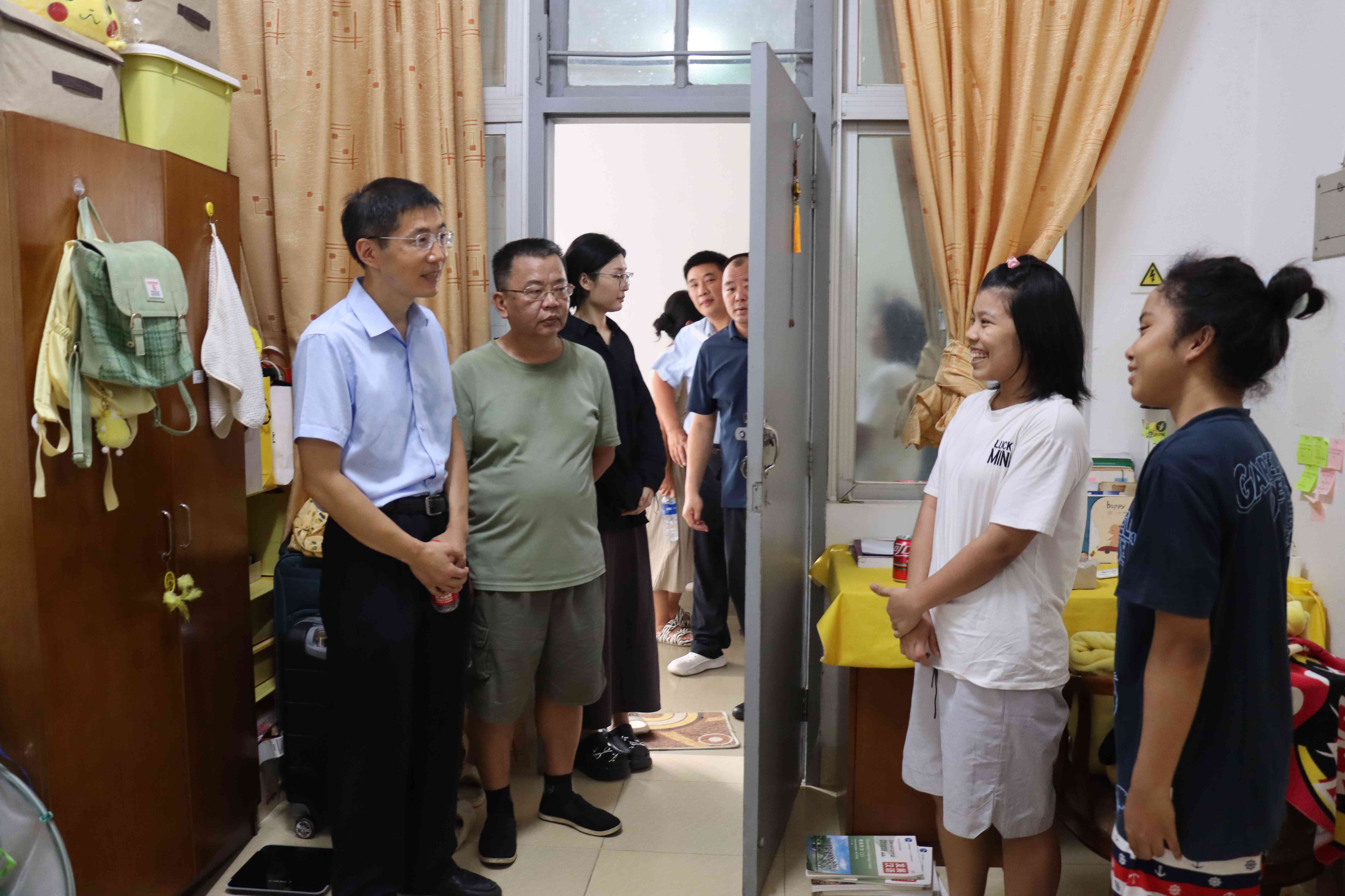 学校开展龙昆南校区防汛防风安全专项检查