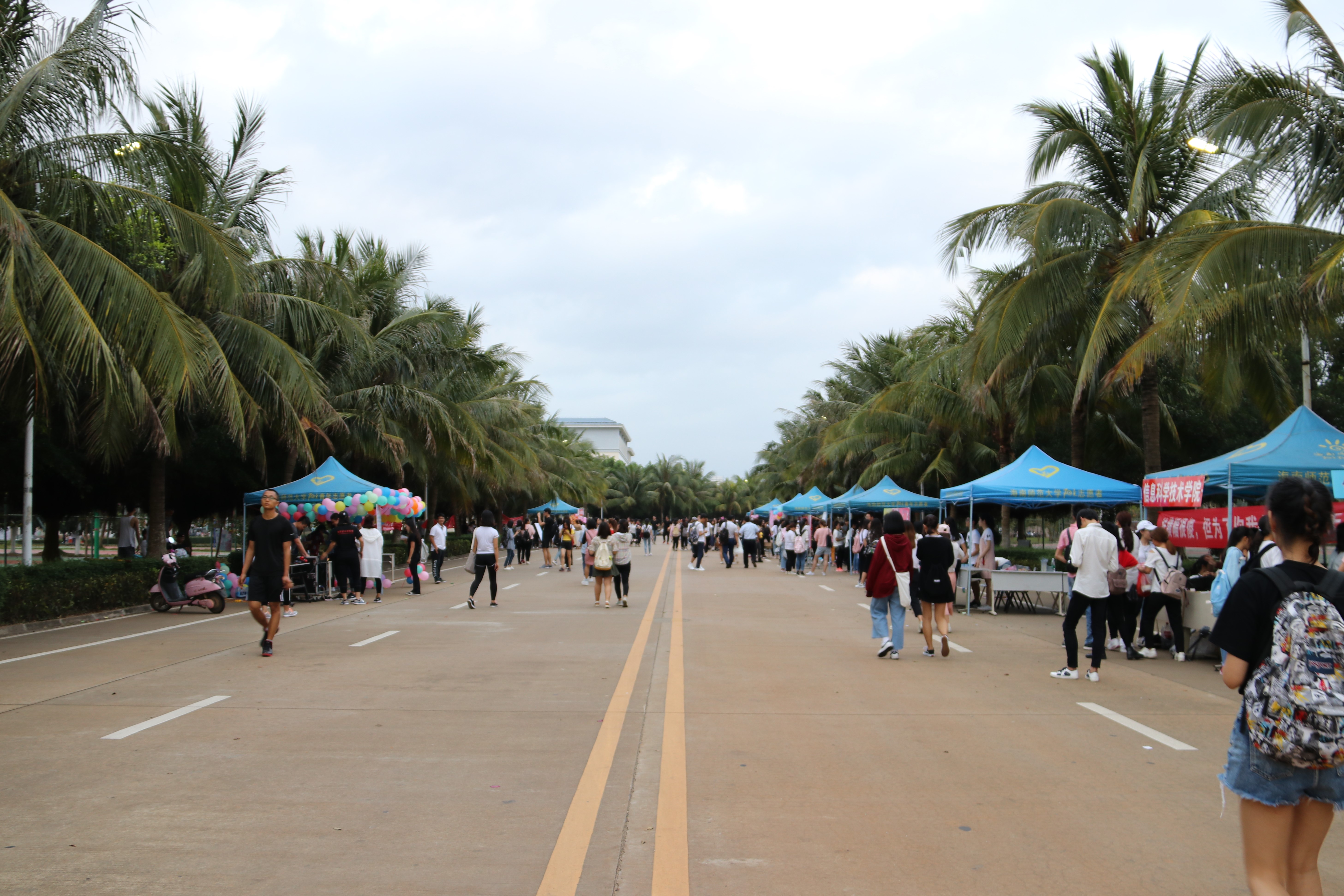 青年之声・新闻传播与影视学院女生节活动