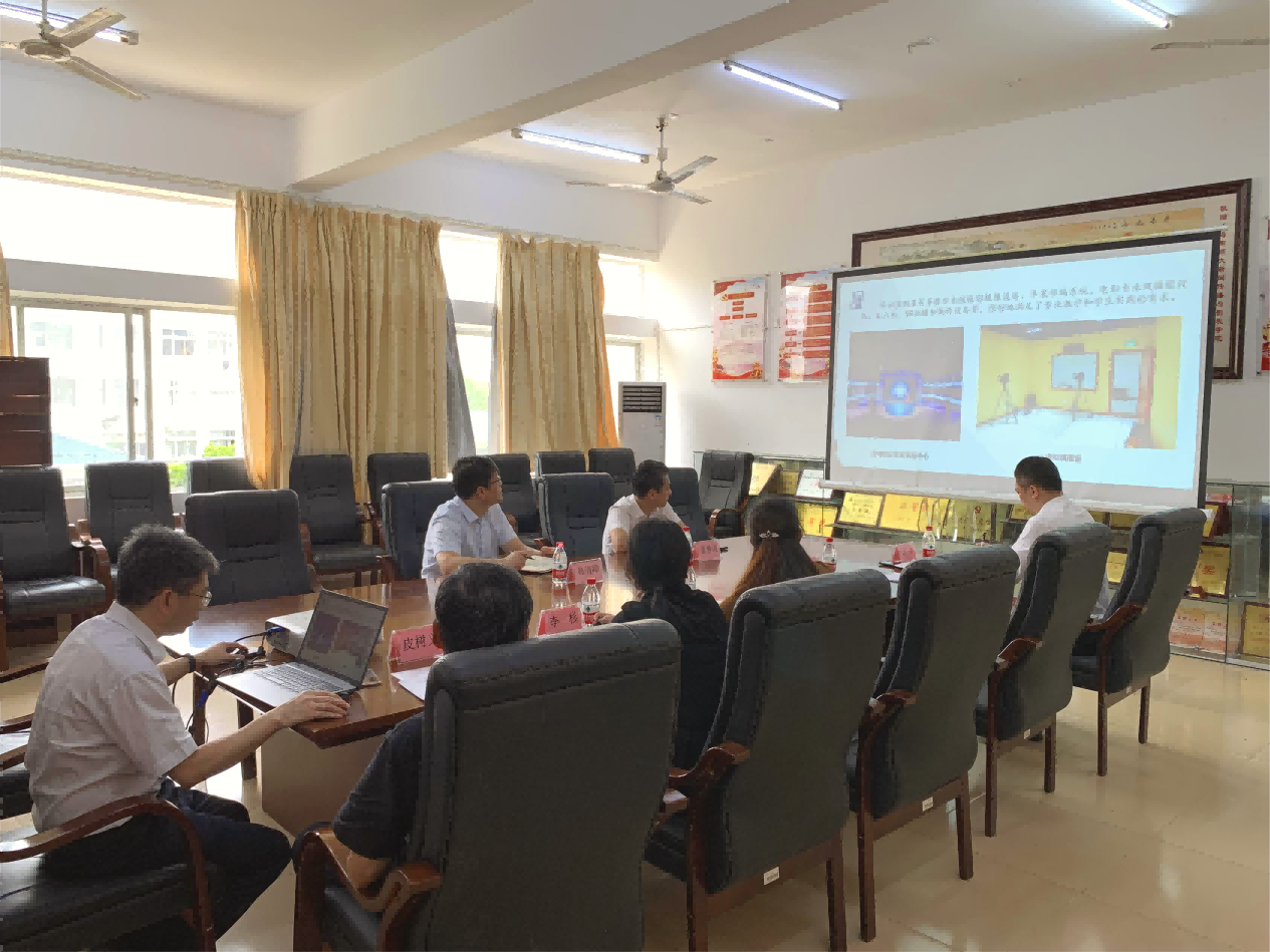 校领导到新闻传播与影视学院调研指导工作