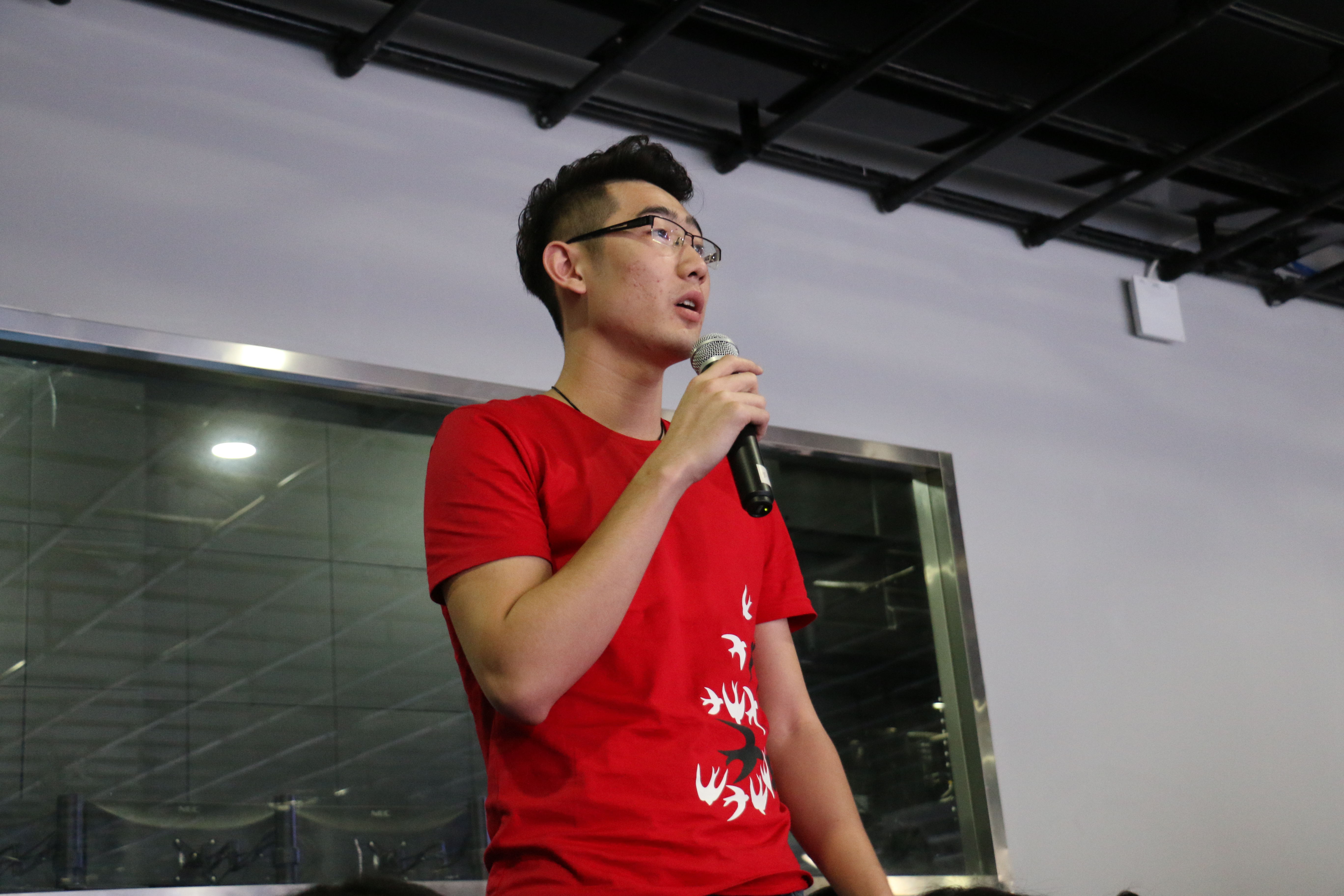 青年之声・记新闻传播与影视学院开展“软实力与硬通货的中美电影”讲座