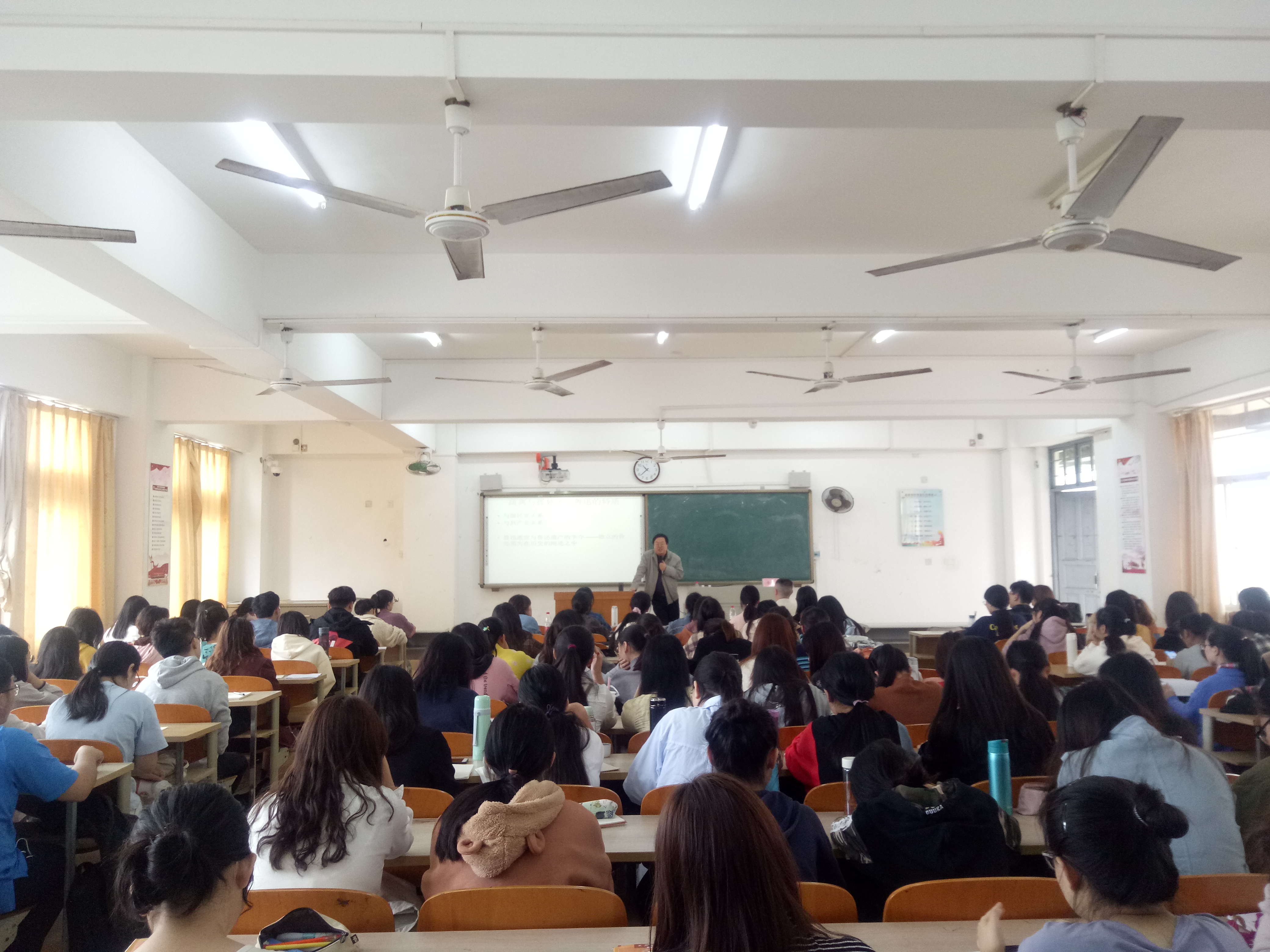 青年之声・记弘扬中华传统文化系列讲座之“预言家鲁迅”