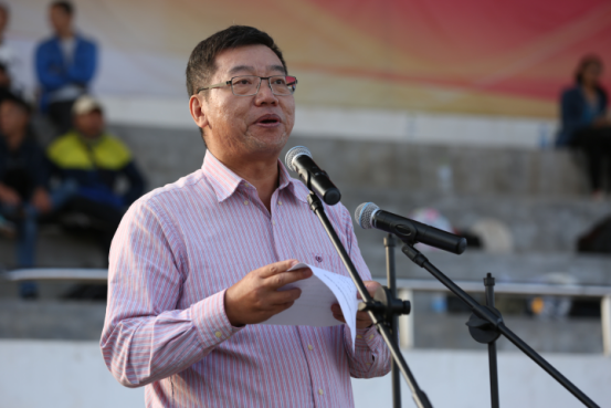 青年之声.何惧风雨，勇往直前