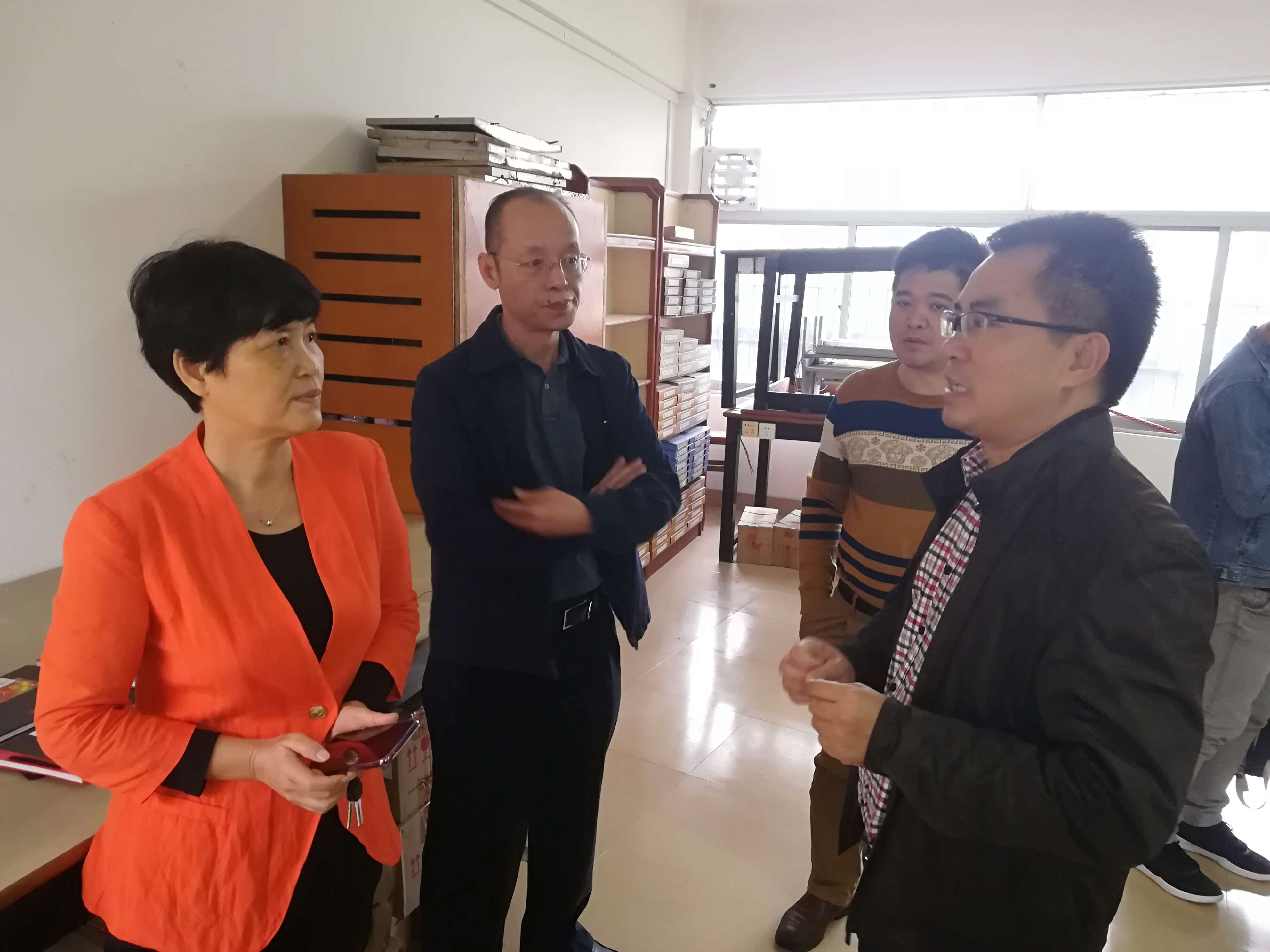 省教育厅安全检查组到我校开展危化品安全检查工作