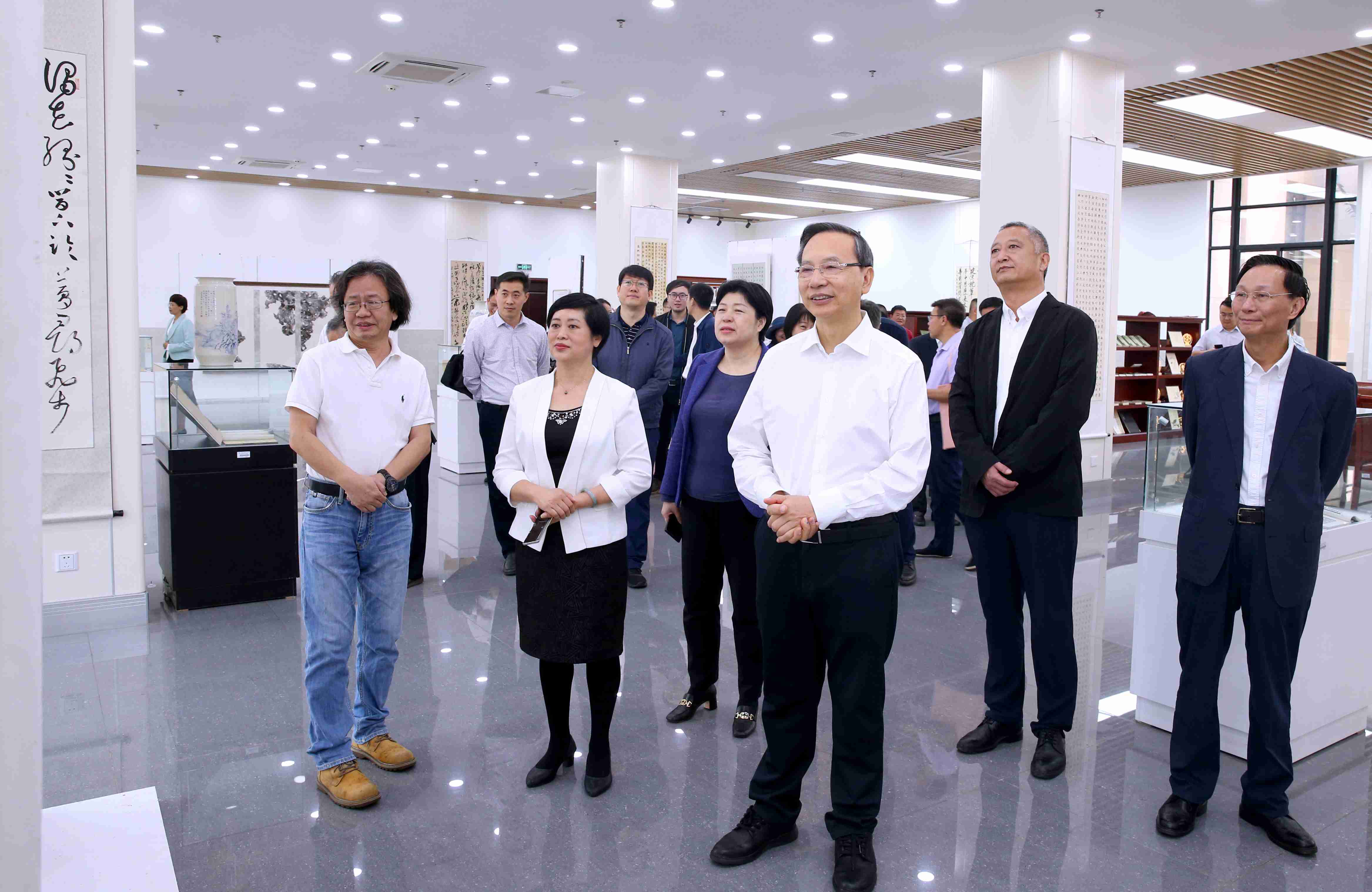 为东坡文化注入青春新动能 我校举办“东坡书院”揭牌仪式暨“东坡实验班”开班仪式