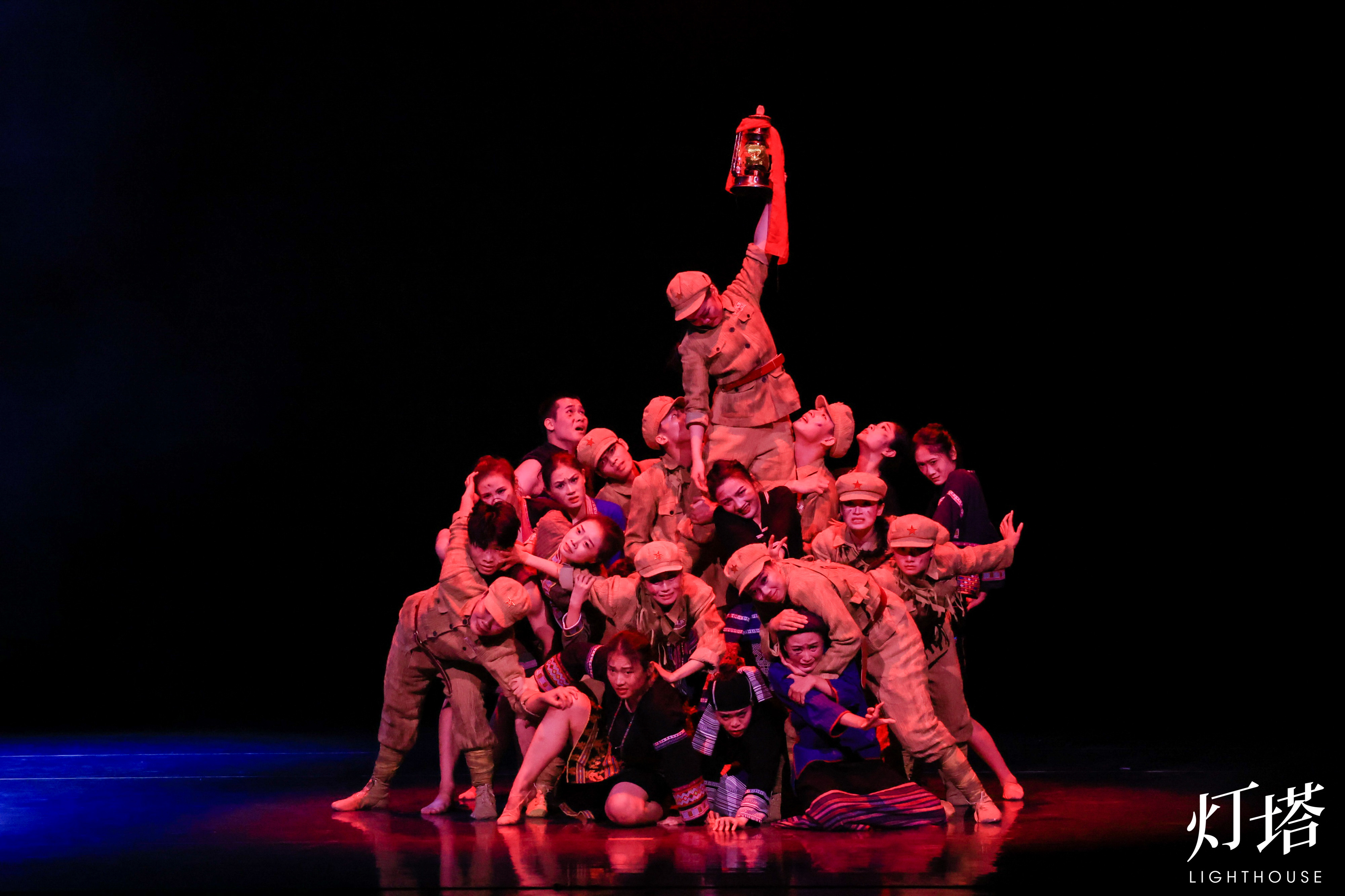 音乐学院举办王海洋、姚丹原创作品集《灯塔-艺术之光》演出