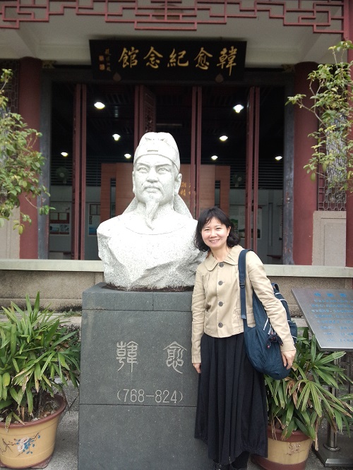 杜依倩副教授简介