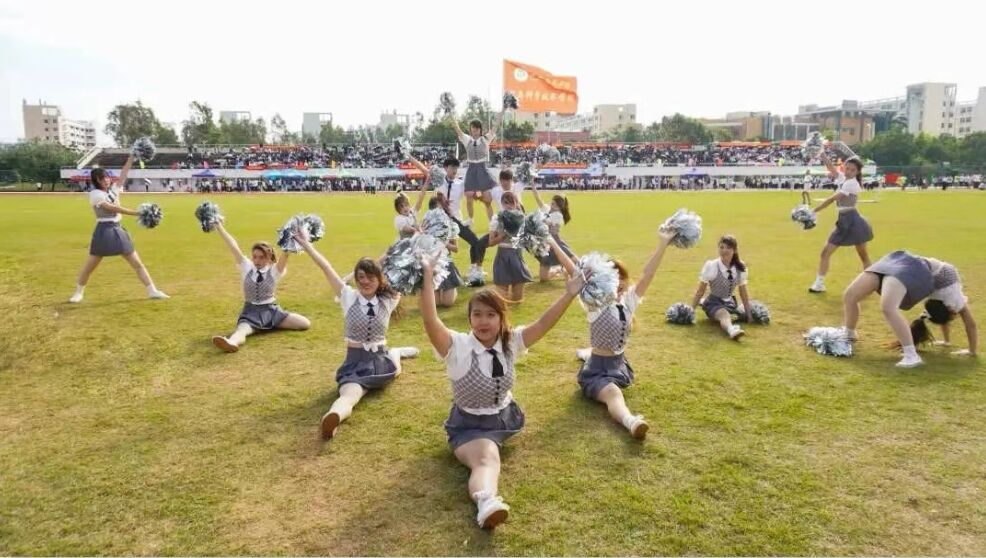 青年之声・鸣奏青春旋律,抒写信院运动乐意 -记星空游戏官方第三十八届运动会