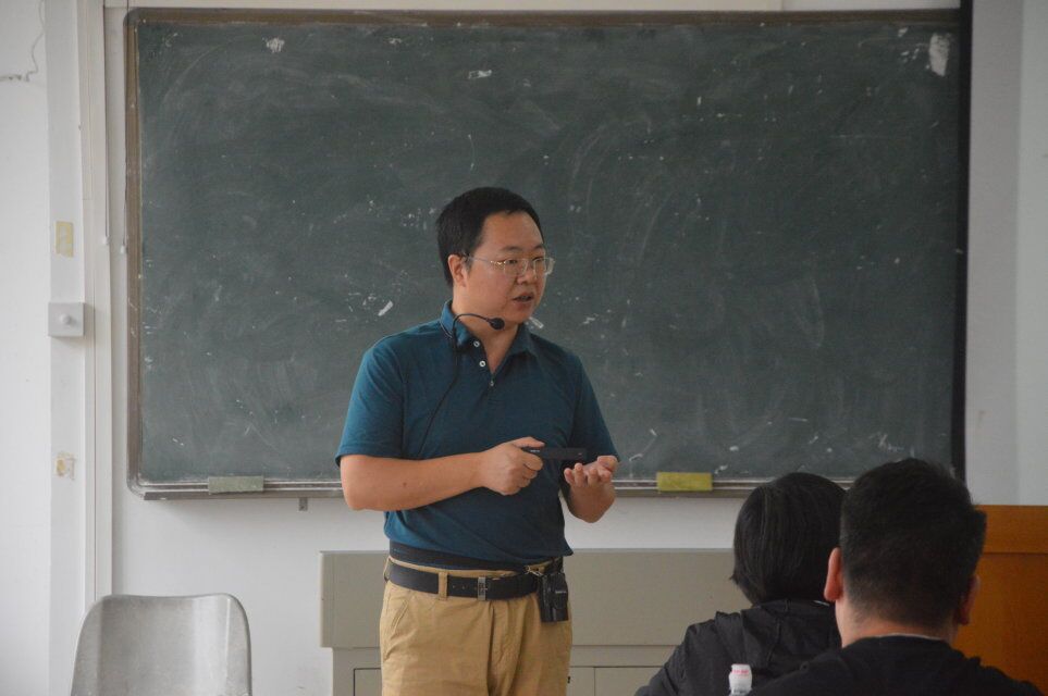 青年之声・星空游戏官方榕树系列讲座――时间管理讲座