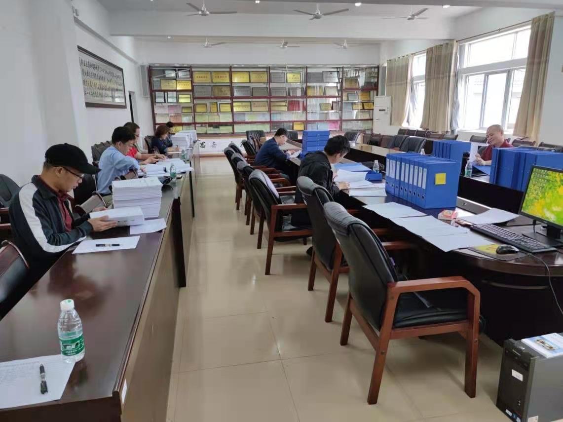 学党史，见行动――文学院开展师范专业认证材料整理工作