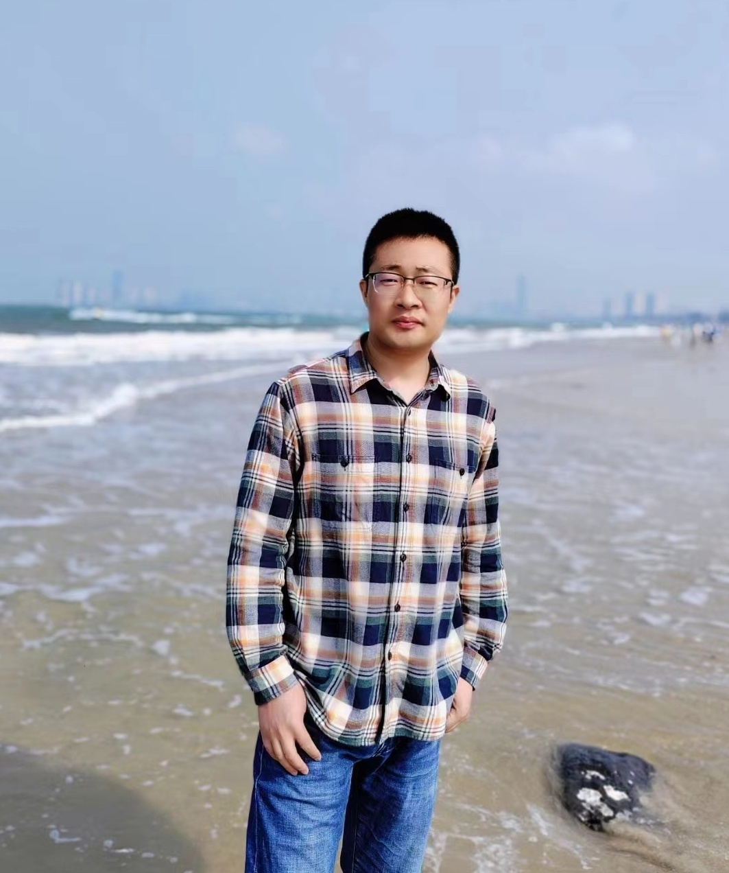 许亚龙博士简介