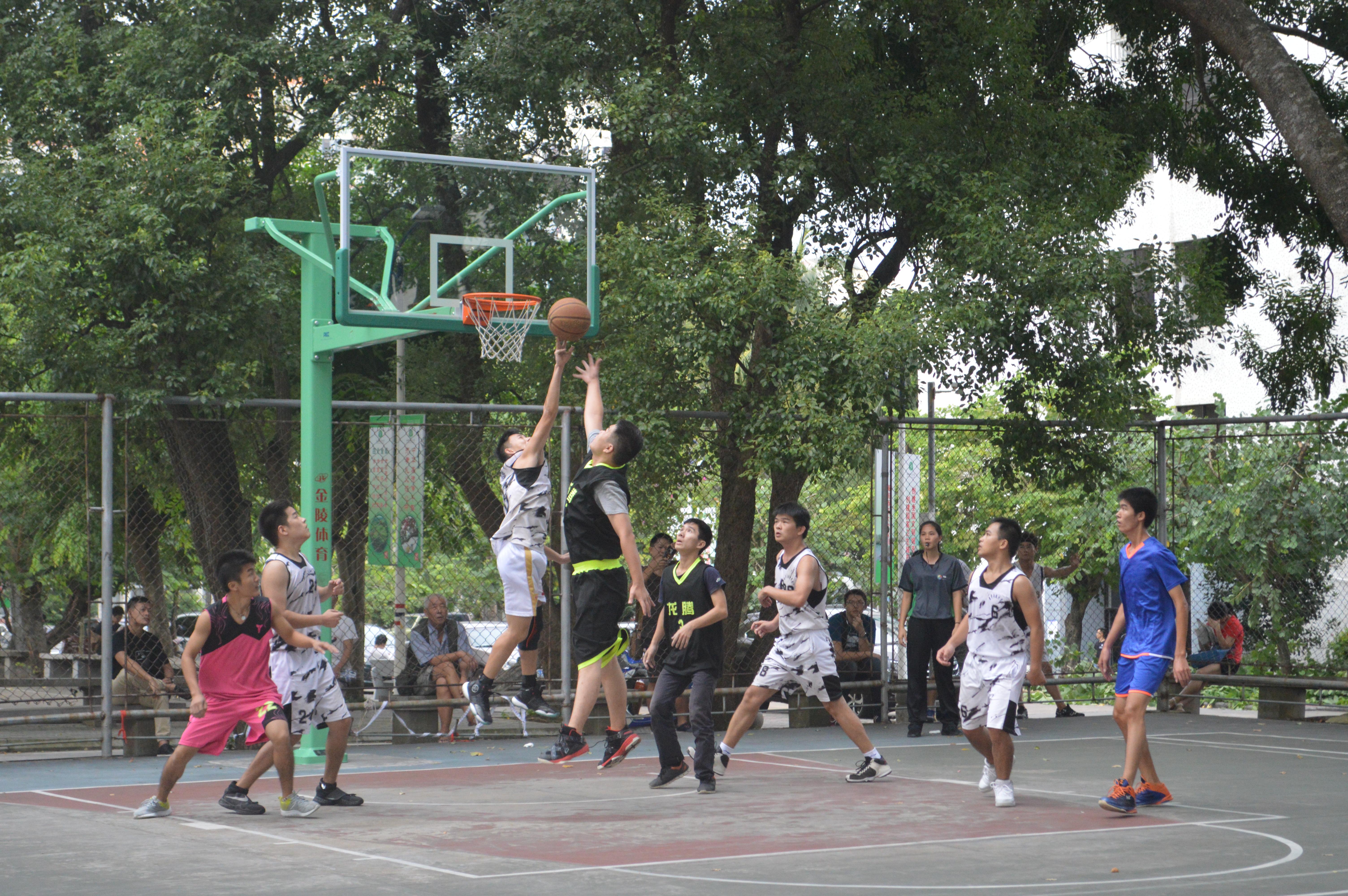 青年之声・记星空游戏官方数学与统计学院 “迎新杯”篮球赛决赛