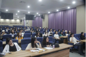 美术学院开展2024届毕业生考研、考编经验分享会