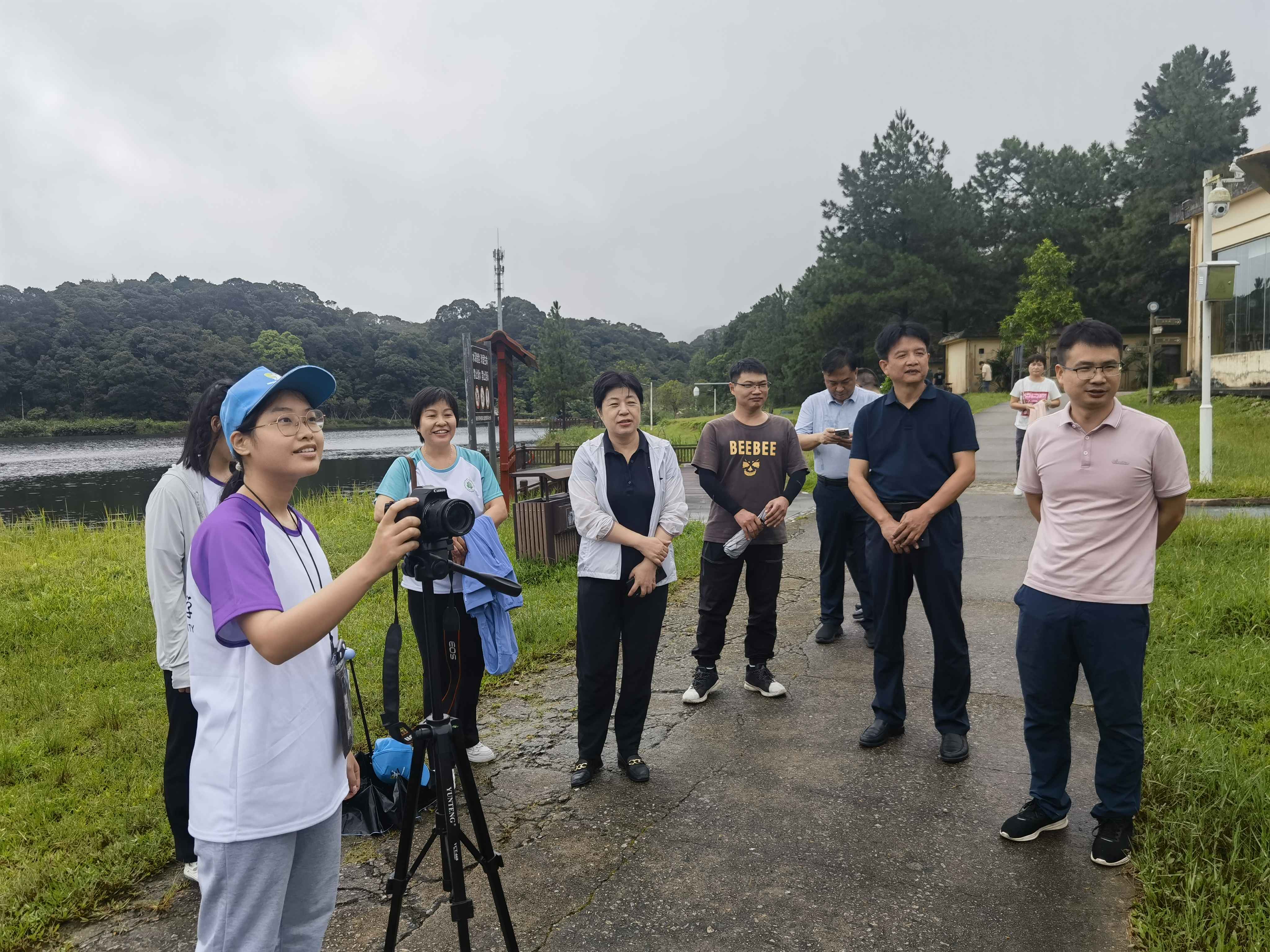 许玫一行赴我校吊罗山野外基地调研